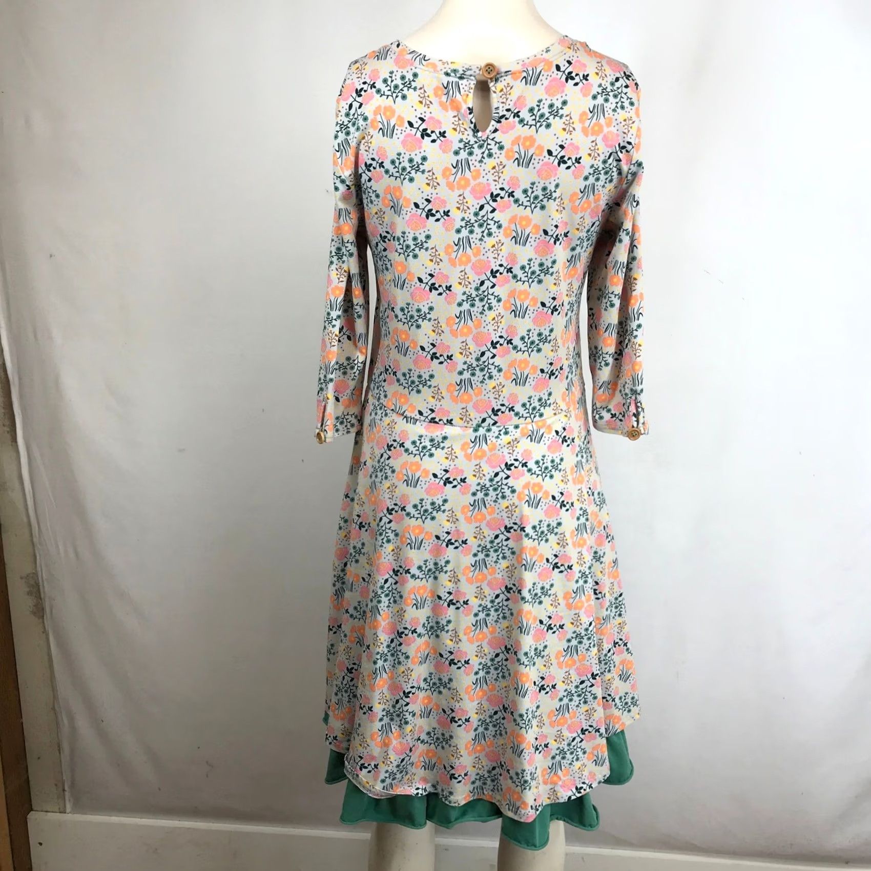 Vintage Matilda Jane Joanna Gaines Womens Dress M Floral Print 3/4 sleeve scoop neck Size M / US 6-8 / IT 42-44 - 5 Thumbnail