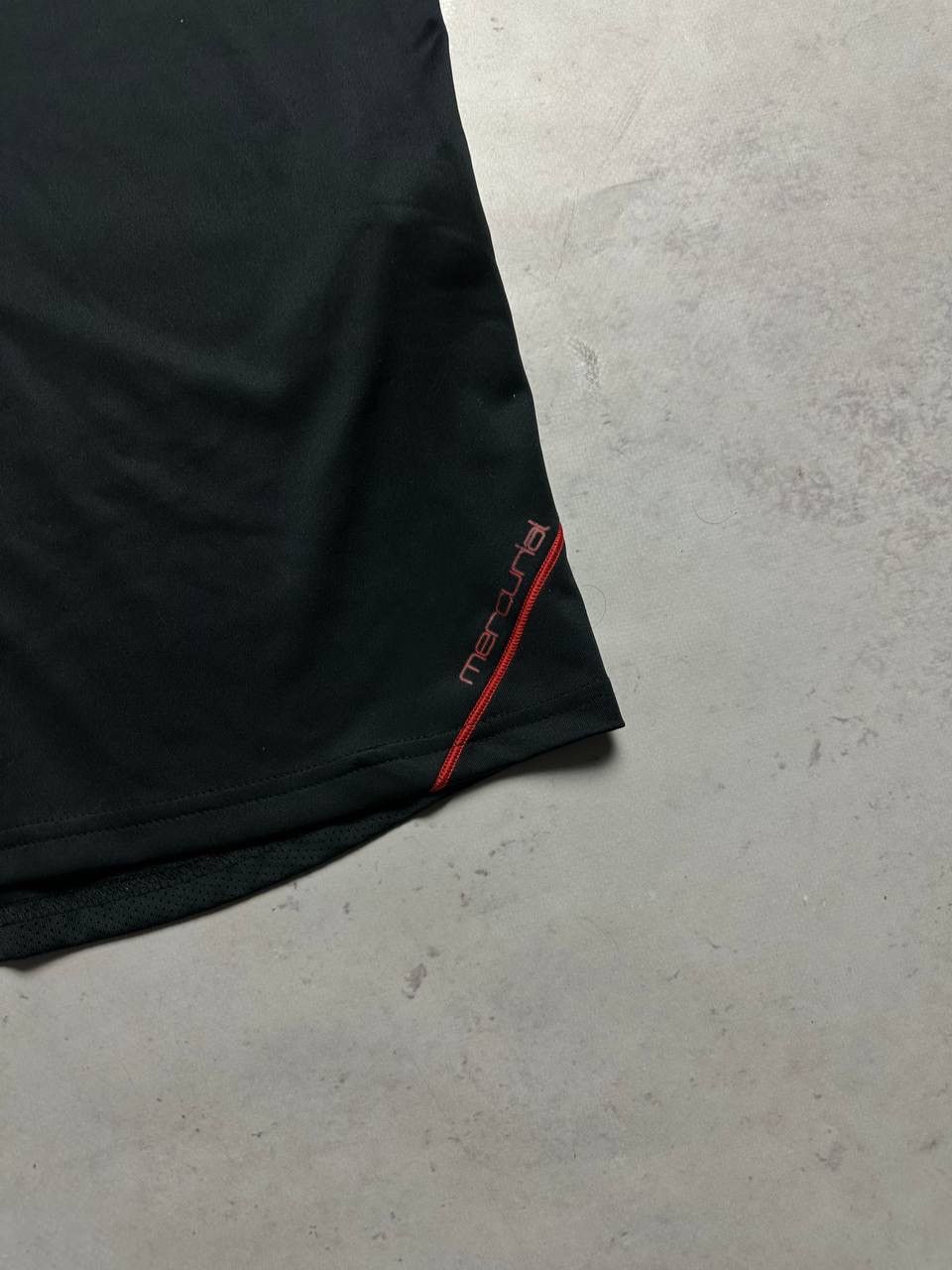Nike Vintage Nike Pro Mercurial Swoosh Boxy T-shirt L Size US L / EU 52-54 / 3 - 6 Thumbnail