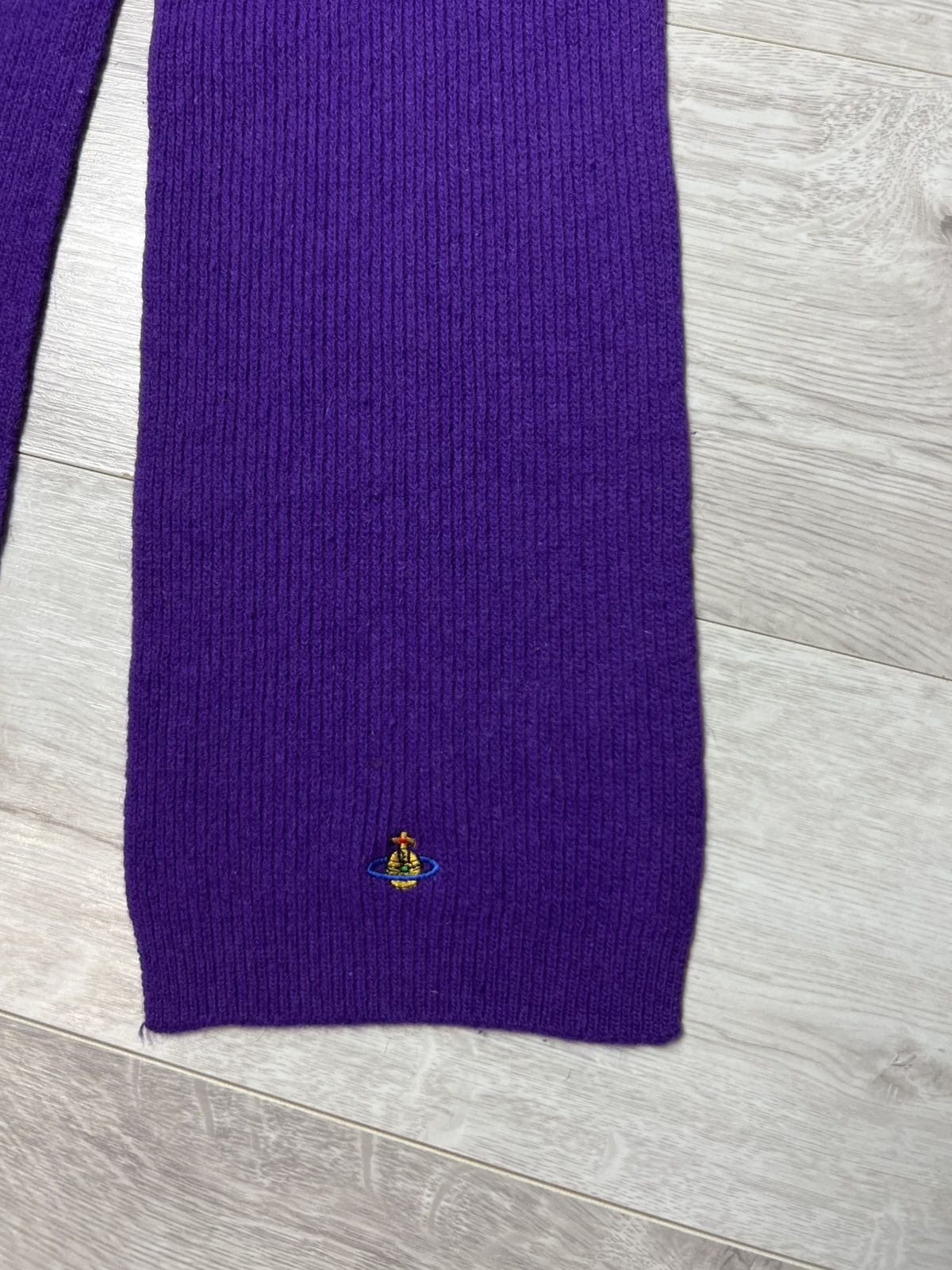 Vivienne Westwood Vivienne Westwood Ribbed Scarf Muffler Embroidered Orbs Logo Size ONE SIZE - 12 Thumbnail