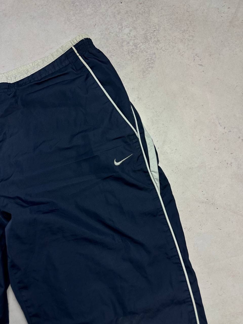 Nike × Vintage Vintage Nike Swoosh Baggy Nylon Trackpants Y2K L Size US 34 / EU 50 - 3 Thumbnail