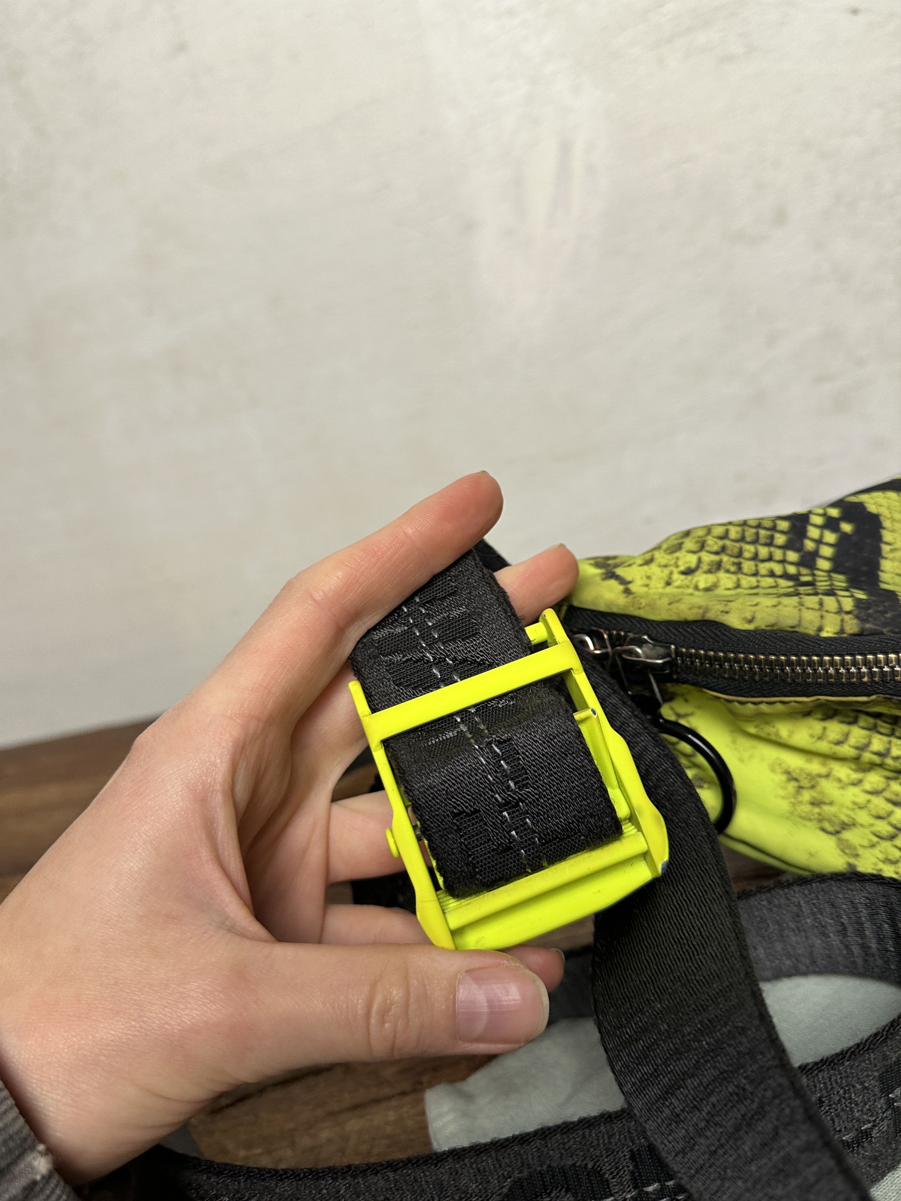 Off-White Off-white Neon Yellow Python-print Belt Bag In Fluo Yellow Size ONE SIZE - 7 Thumbnail