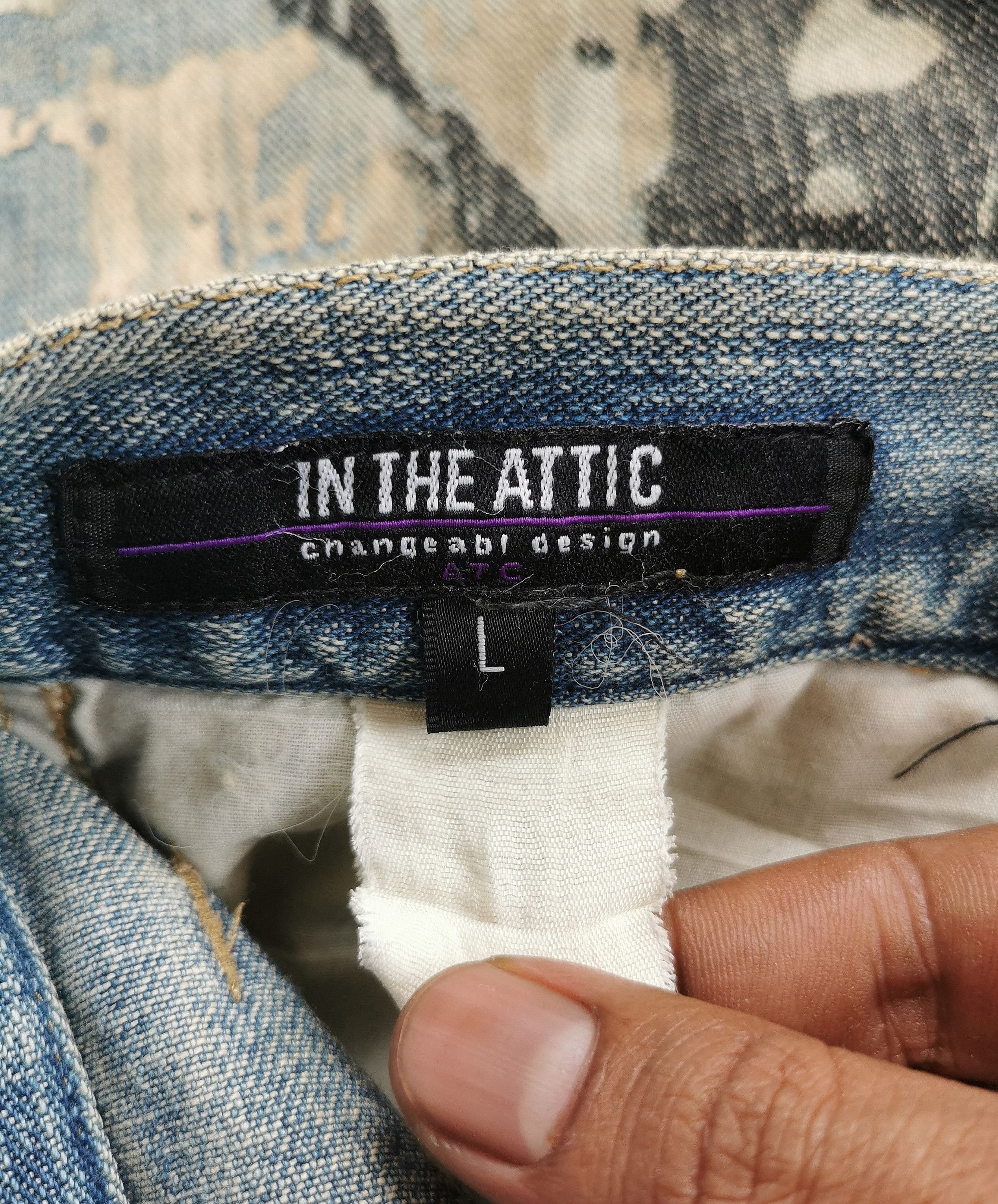 In The Attic In The attic Flared Distressed Poem Jeans Pants Size US 33 - 5 Thumbnail