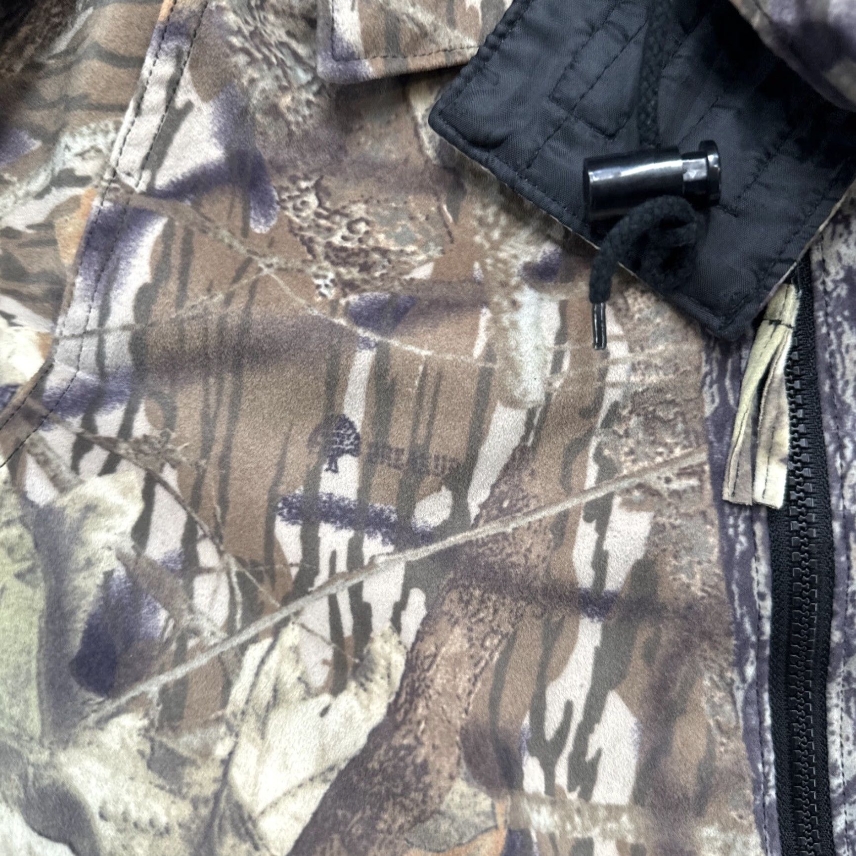 Vintage VINTAGE LaCrosse Mossy Oak Break Up Camp Zip Up Jacket in Mens Size Large Size US L / EU 52-54 / 3 - 4 Thumbnail