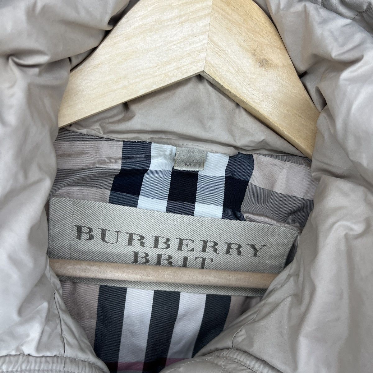Burberry × Designer Burberry Brit Down Jacket Hooded Nova Check Puffer Size M / US 6-8 / IT 42-44 - 6 Thumbnail