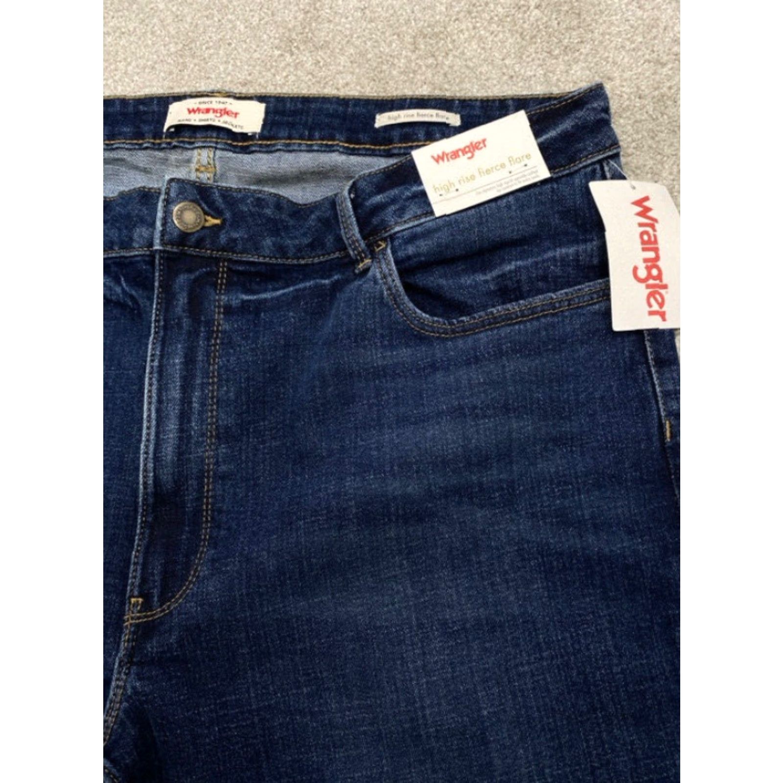 Wrangler NWT Wrangler Jeans Women's 34x32 Blue Denim Slim Fit High Rise Fierce Flare Leg Jeans Size 24" / US 00 / IT 34 - 2 Thumbnail