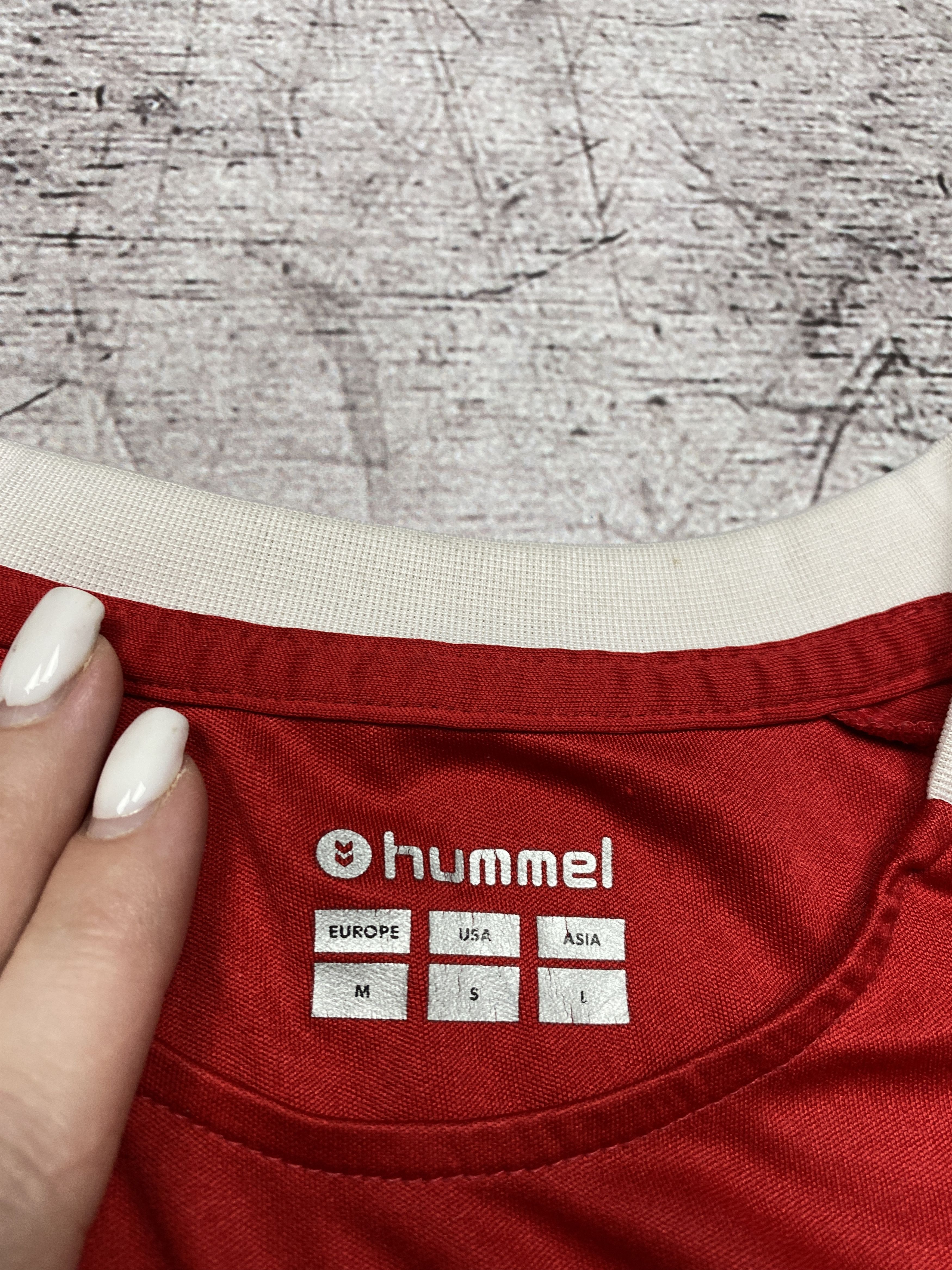 Hummel × Vintage Hummel Fleetwood Town F. C. Vintage Mens Soccer Jersey Size US S / EU 44-46 / 1 - 4 Thumbnail