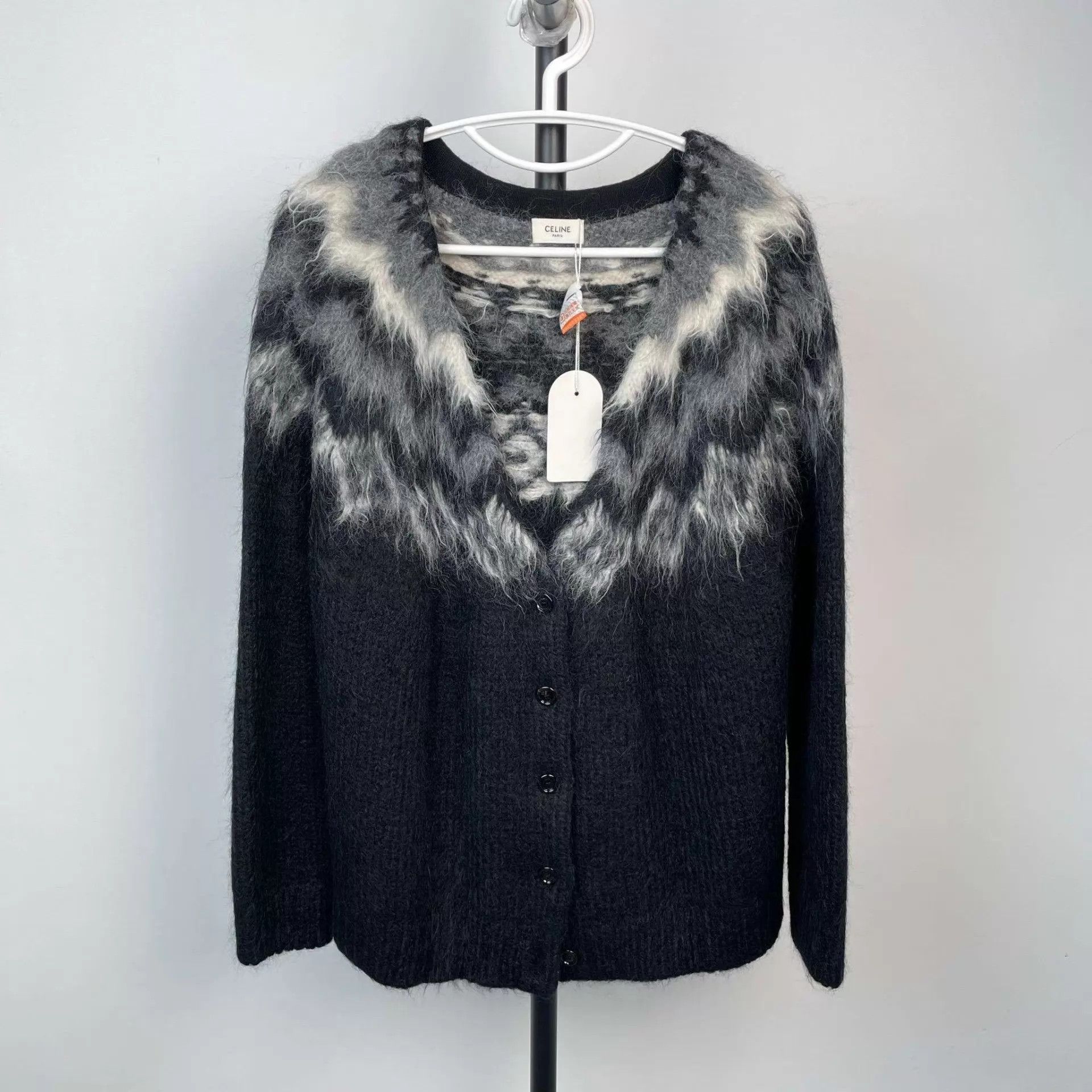 Celine Celine 97 New Wool Knit Cardigan M Black Size M / US 6-8 / IT 42-44 - 1 Thumbnail