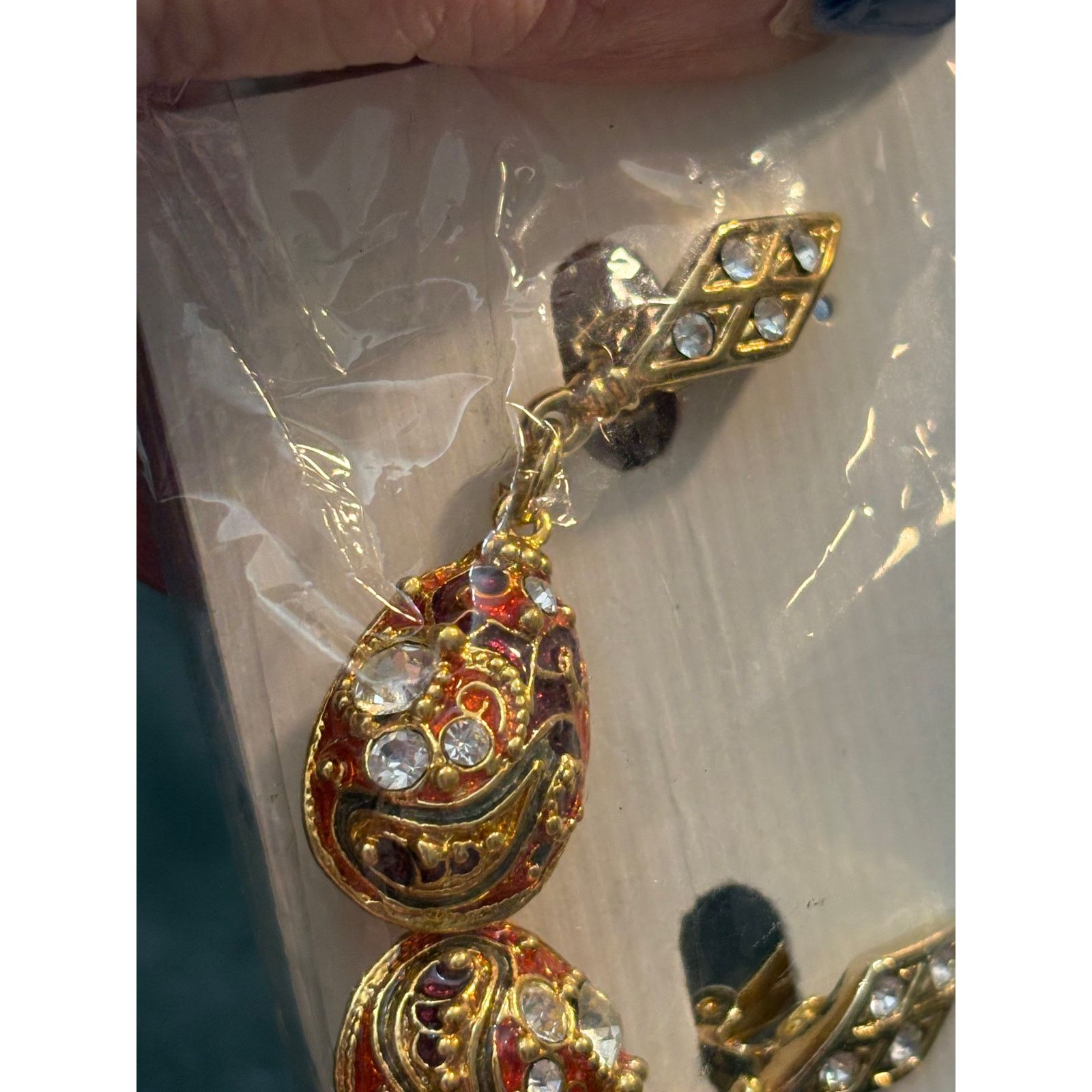Other Vintage 1980s Gold Tone Enamel Rhinestone Dangle Size ONE SIZE - 4 Thumbnail