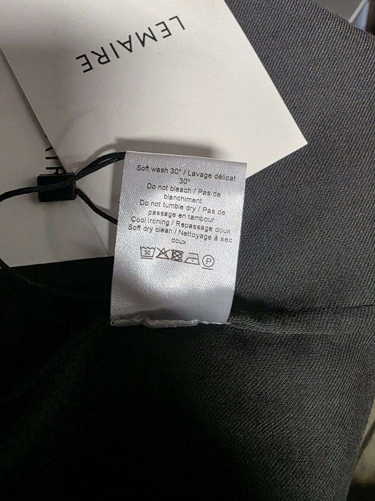 Lemaire Lemaire Straight Collar Shirt in Ash Black F22 size 48 NWT Size US L / EU 52-54 / 3 - 8 Thumbnail