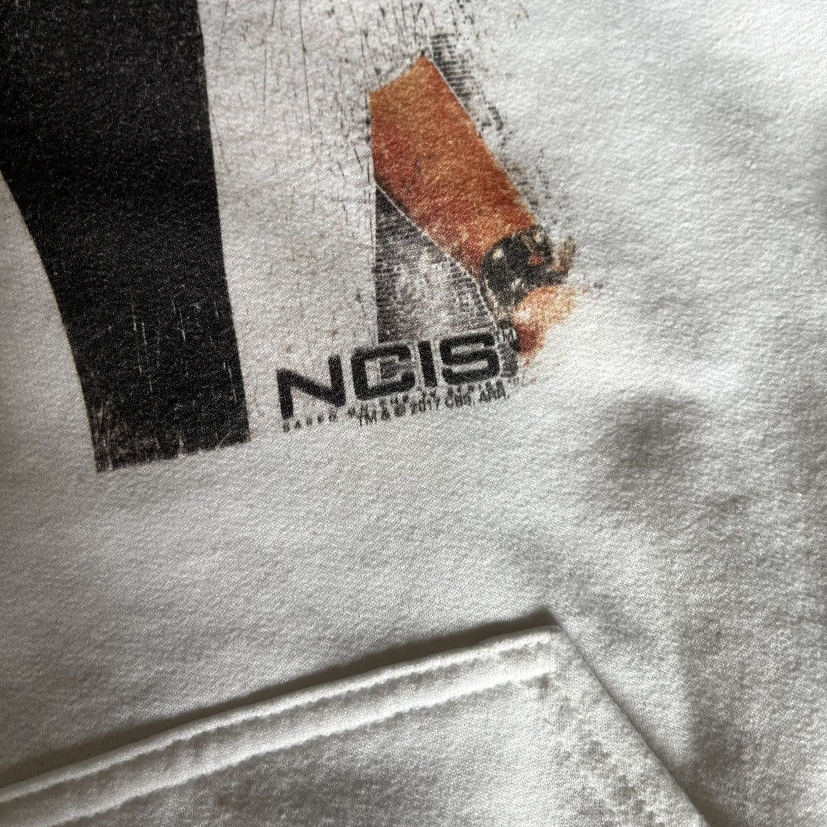 Vintage Vintage NCIS TV Show Abby Skulls Goth Promo Logo Hoodie Y2K Size US S / EU 44-46 / 1 - 4 Thumbnail