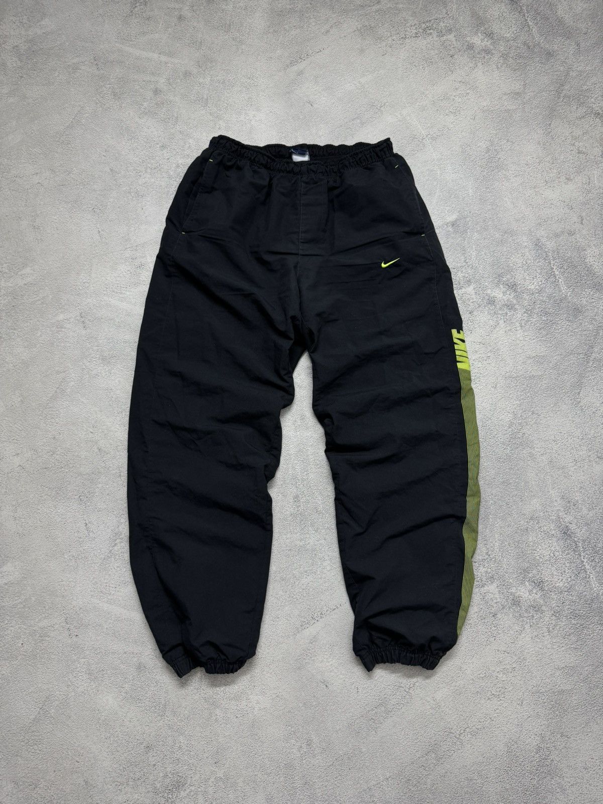 Nike Vintage Y2K Nike Nylon Pants 00’s Size US 34 / EU 50 - 1 Thumbnail