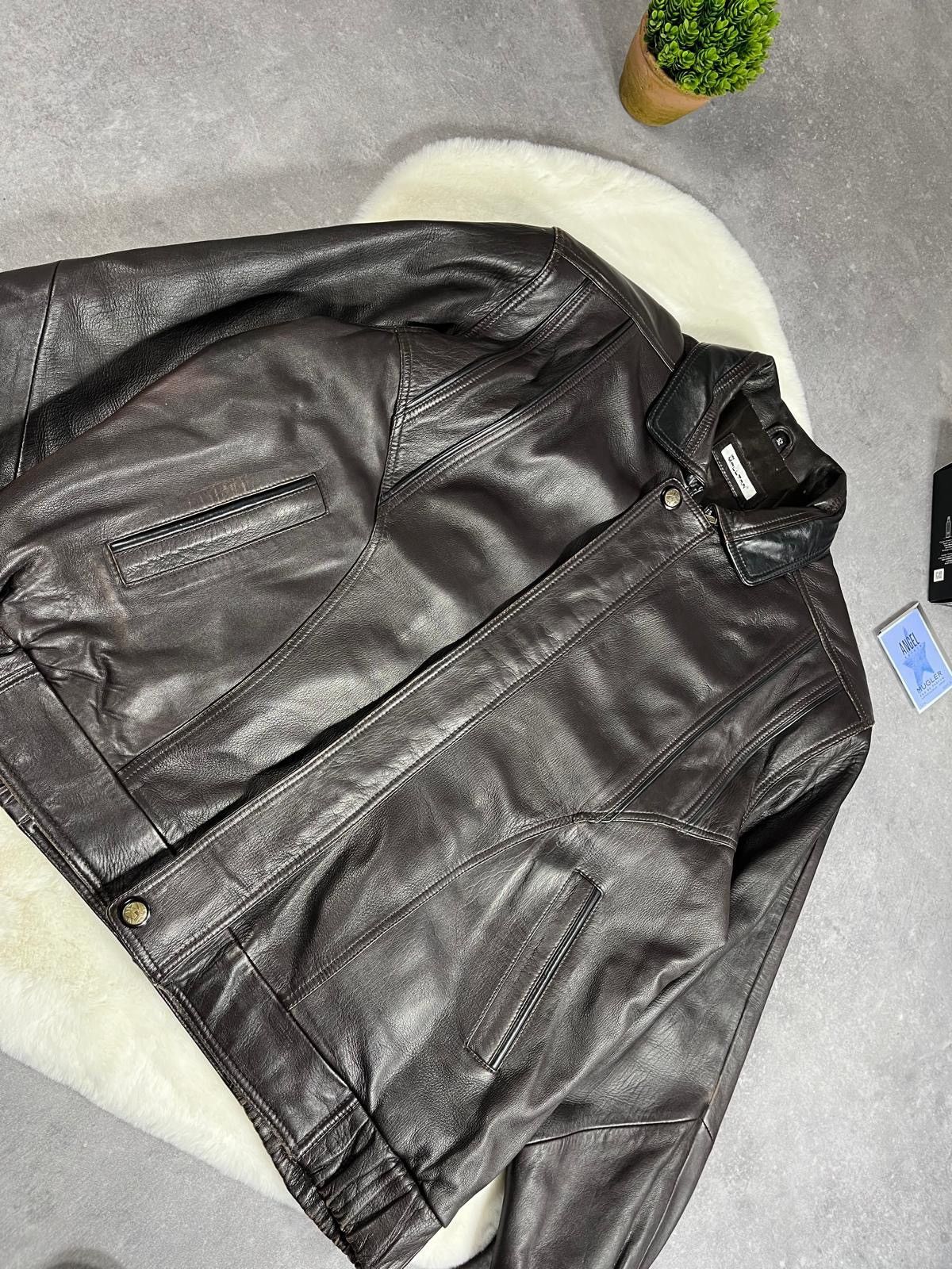 Vintage Vintage Dark Brown Leather Bomber Jacket Boxy Fit Oversize Size US L / EU 52-54 / 3 - 2 Thumbnail