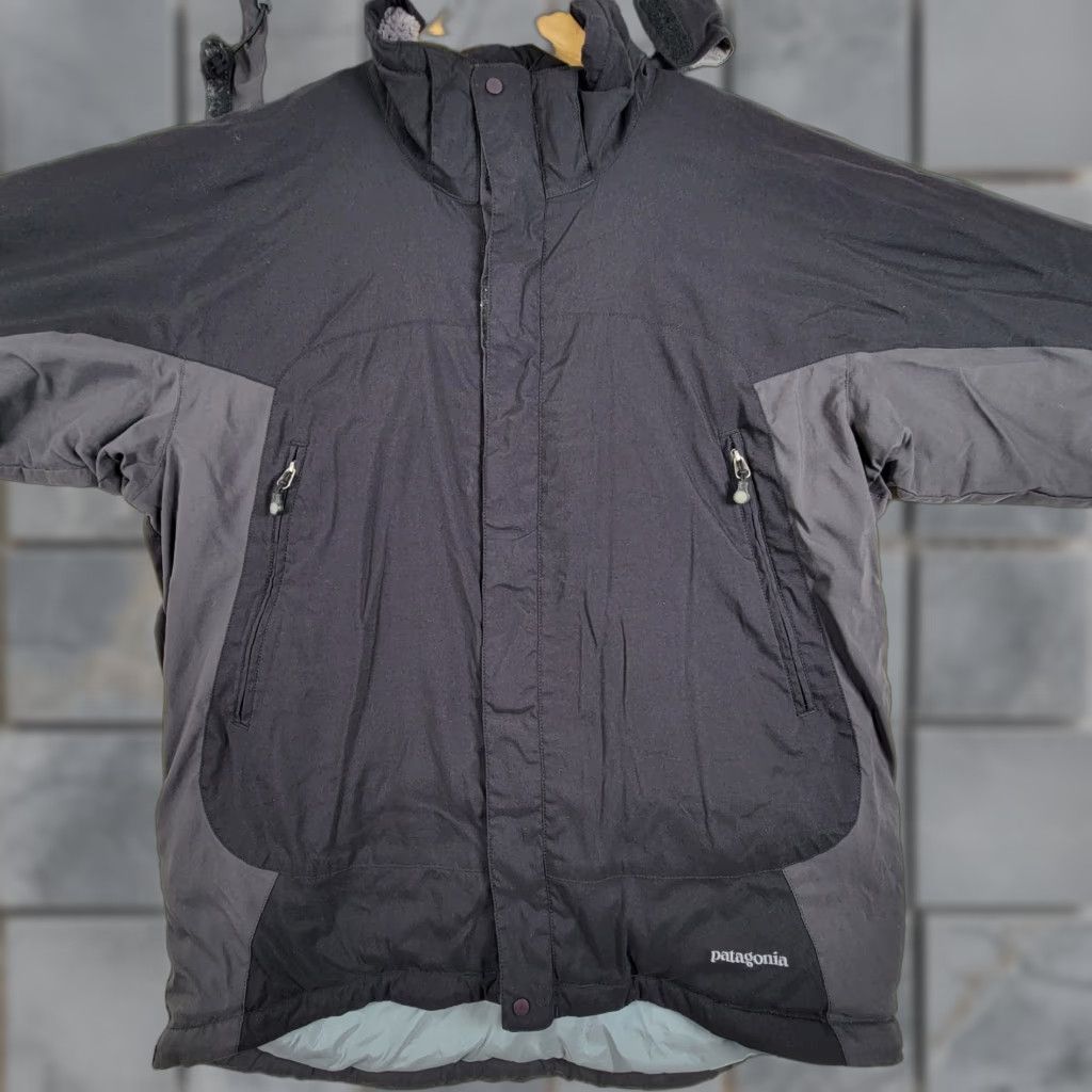 Patagonia VINTAGE Patagonia Jacket Men Large Gravity Black Hooded Zip Pockets Ski - 90s Outdoor Street Style Parka Winter Fall Spring Size US L / EU 52-54 / 3 - 1 Thumbnail