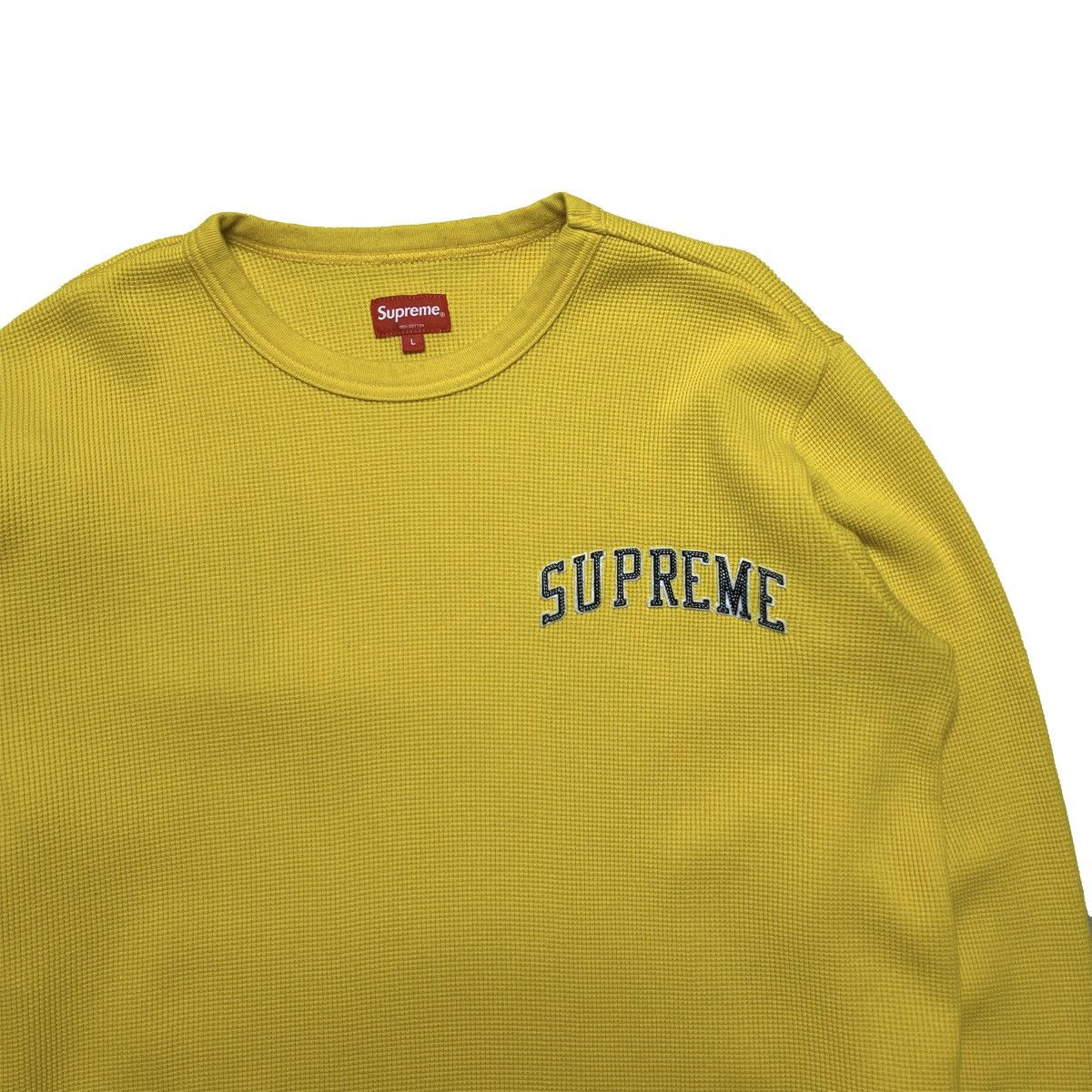 Supreme Supreme Arc Logo L/S Thermal Yellow FW17 Size US L / EU 52-54 / 3 - 3 Thumbnail