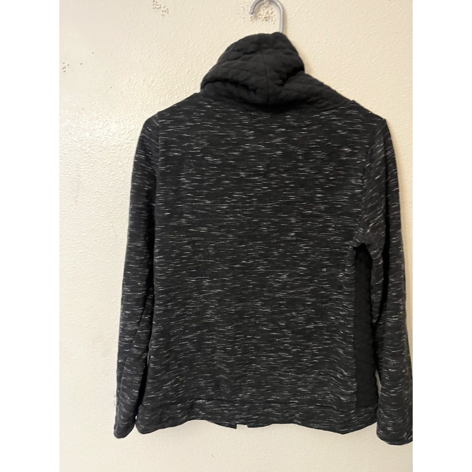 Vintage Chicos Womens Top Sweatshirt Long Sleeve Black Quilted Cowl Neck Zip Hem Detail Pullover 0 Small Regular Womens Size XS / US 0-2 / IT 36-38 - 3 Thumbnail