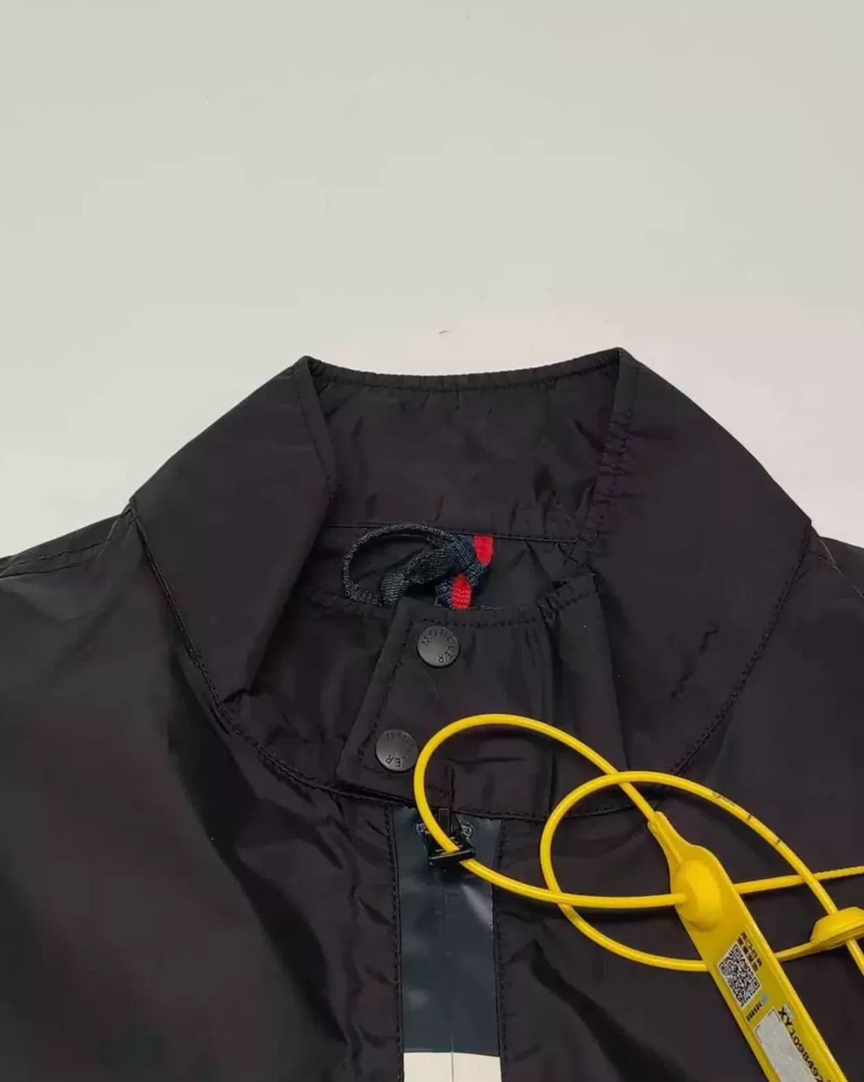 Moncler Moncler Men's Size 2 New Jacket Size US M / EU 48-50 / 2 - 4 Thumbnail