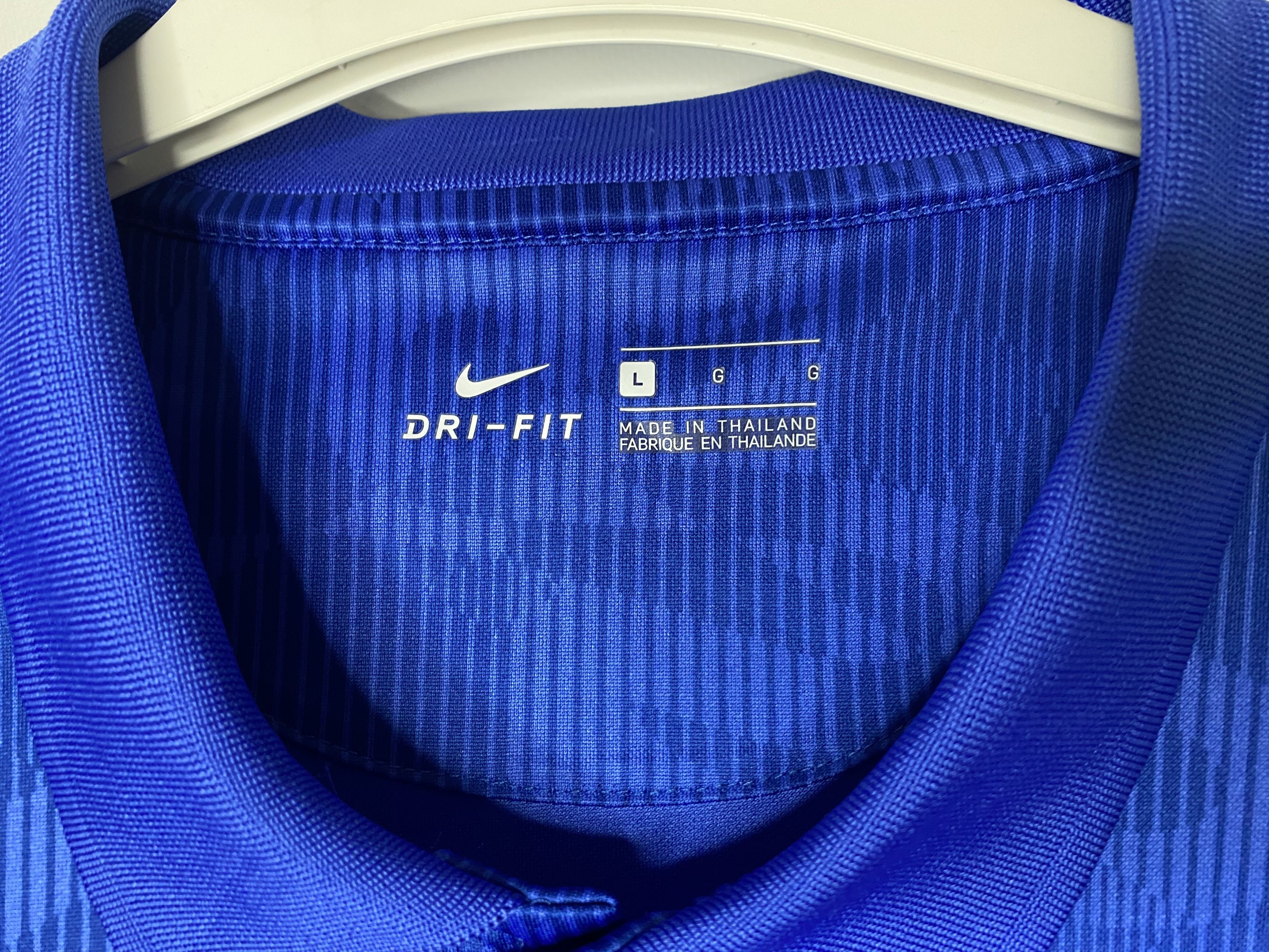 Nike ENGLAND TEAM 2020 2022 AWAY FOOTBALL SHIRT SOCCER JERSEY Size US L / EU 52-54 / 3 - 4 Thumbnail