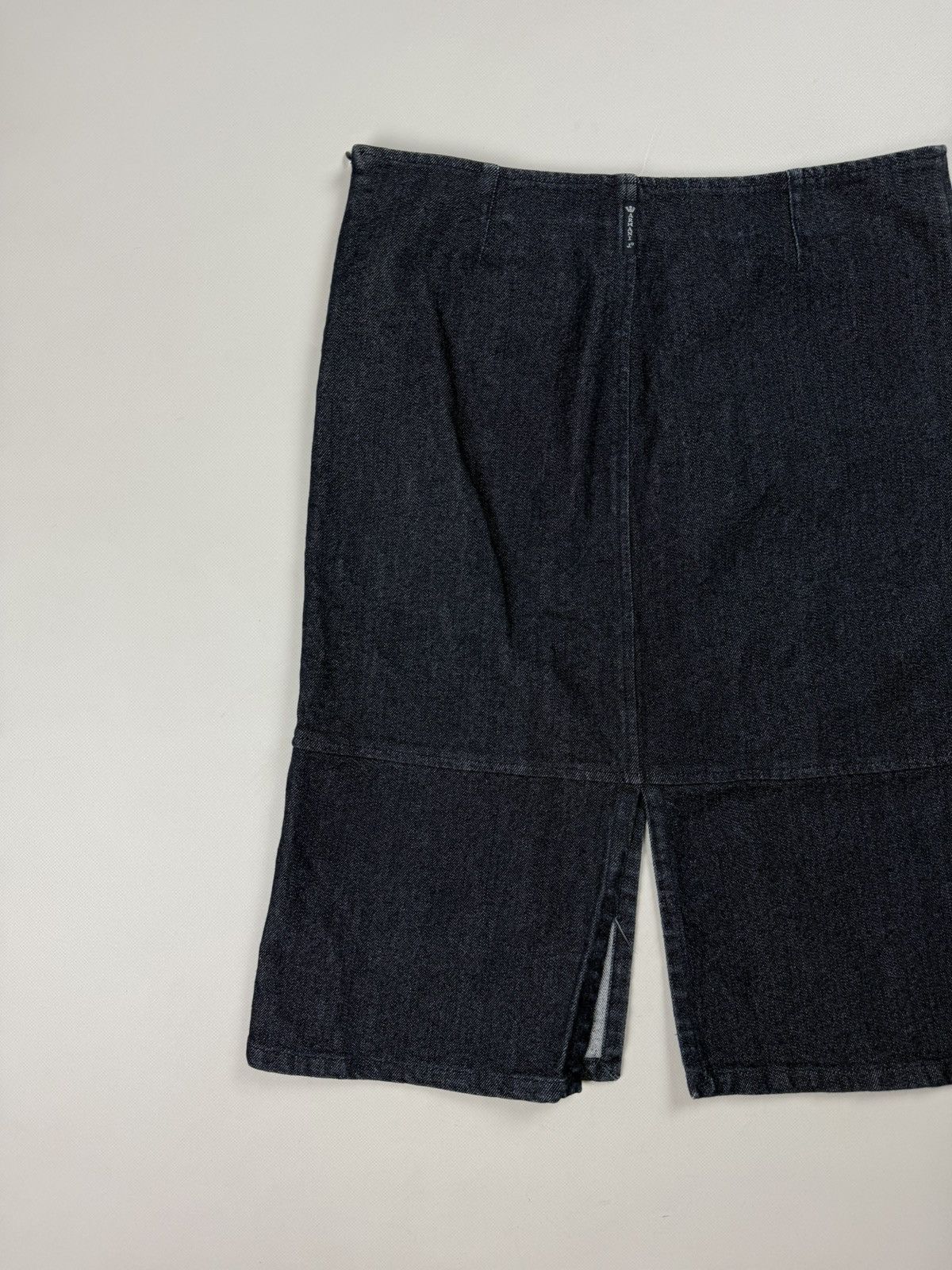 Armani Armani Jeans Vintage 90s Ladies Denim Midi Y2K Skirt Size 32" / US 10 / IT 46 - 2 Thumbnail