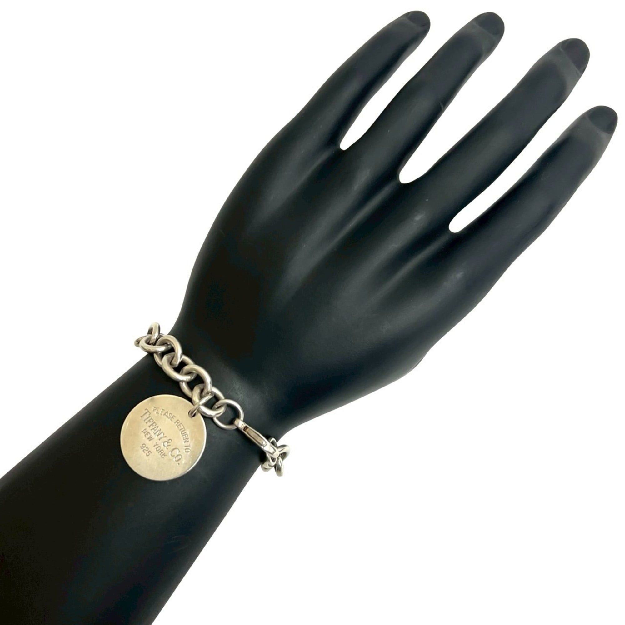 TIFFANY & Co. Tiffany Return to Oval Tag Sterling Silver Bracelet Chain Bangle 19151