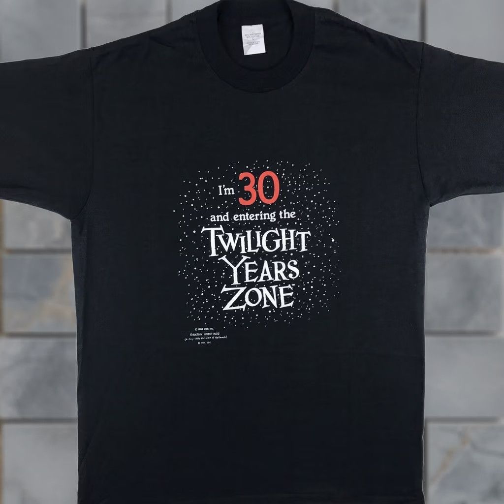 Vintage NOS vtg 80s I’M 30 & ENTERING TWILIGHT YEARS ZONE T-Shirt M joke single stitch Mens Black 80s 90s Birthday Funny Hallmark Vintage NOS Deadstock Tee Size US M / EU 48-50 / 2 - 1 Thumbnail