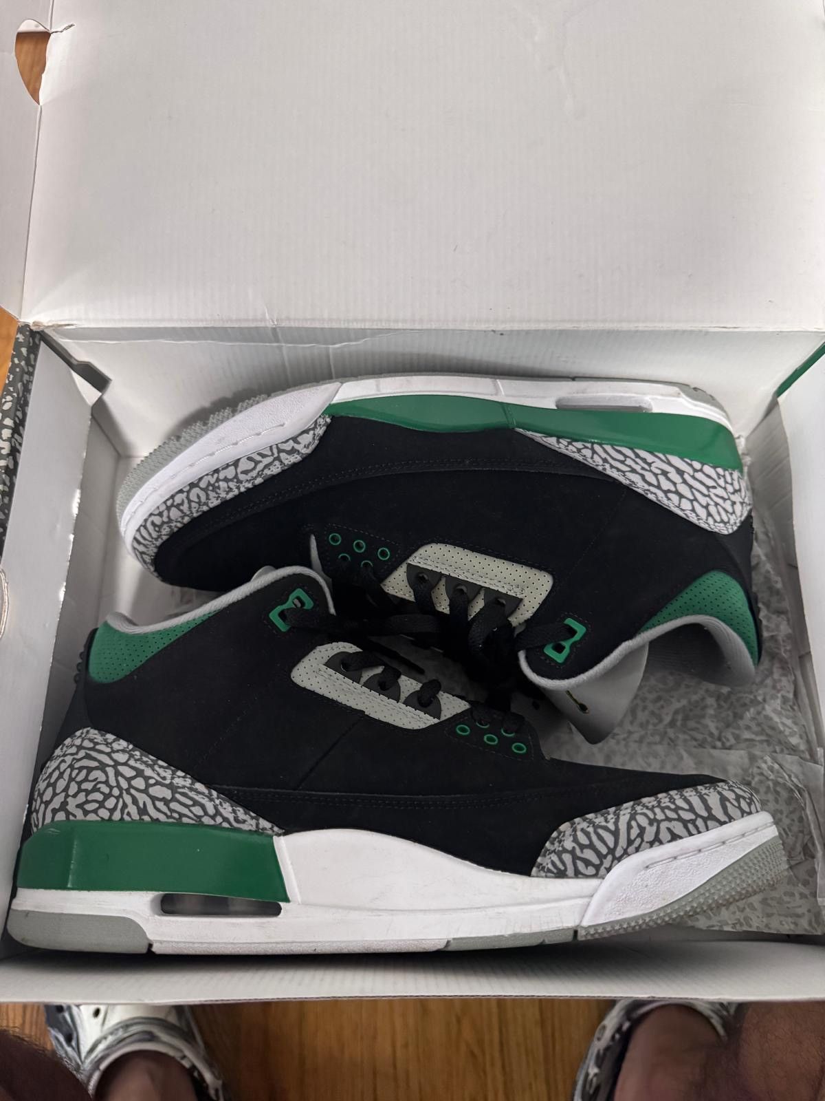 Jordan Brand Jordan 3 “Pine Green” Size US 10.5 / EU 43-44 - 2 Thumbnail