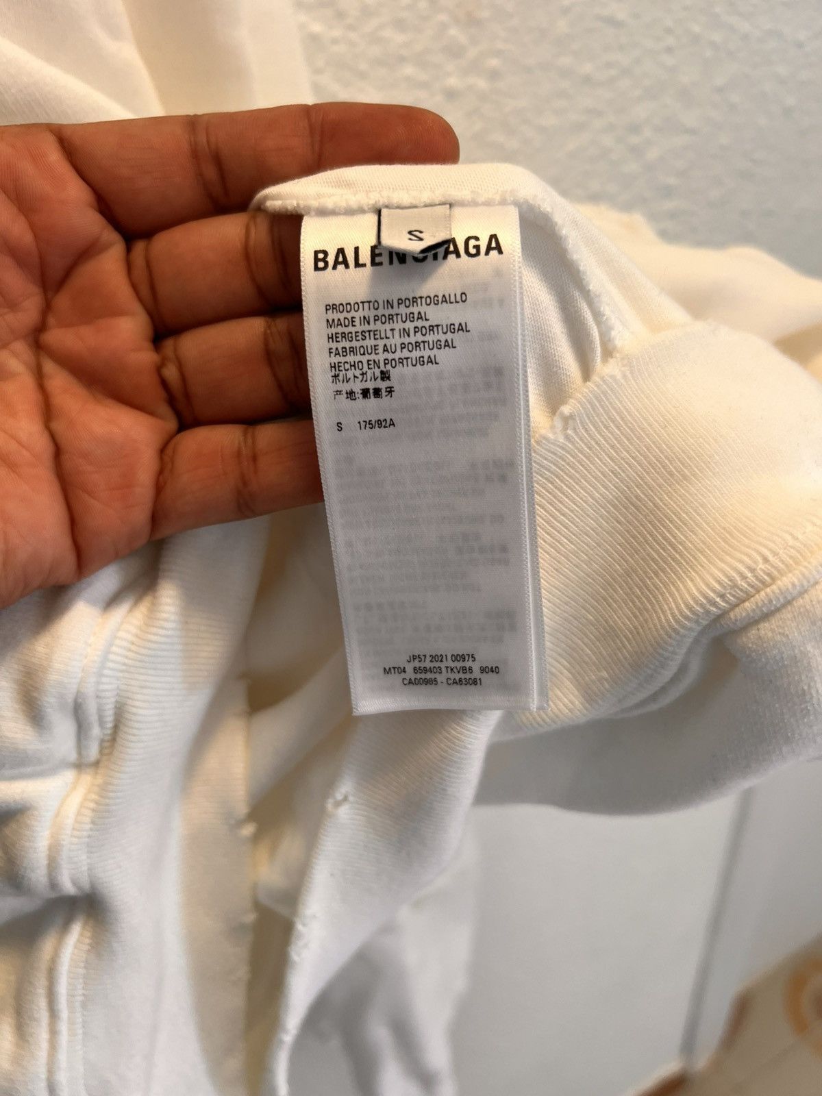 Balenciaga Balenciaga Logo Destroyed Hoodie Size US S / EU 44-46 / 1 - 6 Thumbnail