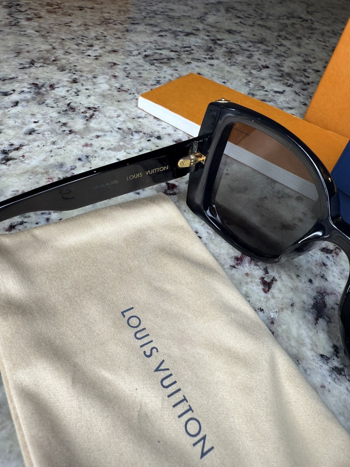 Louis Vuitton Louis Vuitton Black Oversized Sunglasses with Gold Accents Size ONE SIZE - 6 Thumbnail