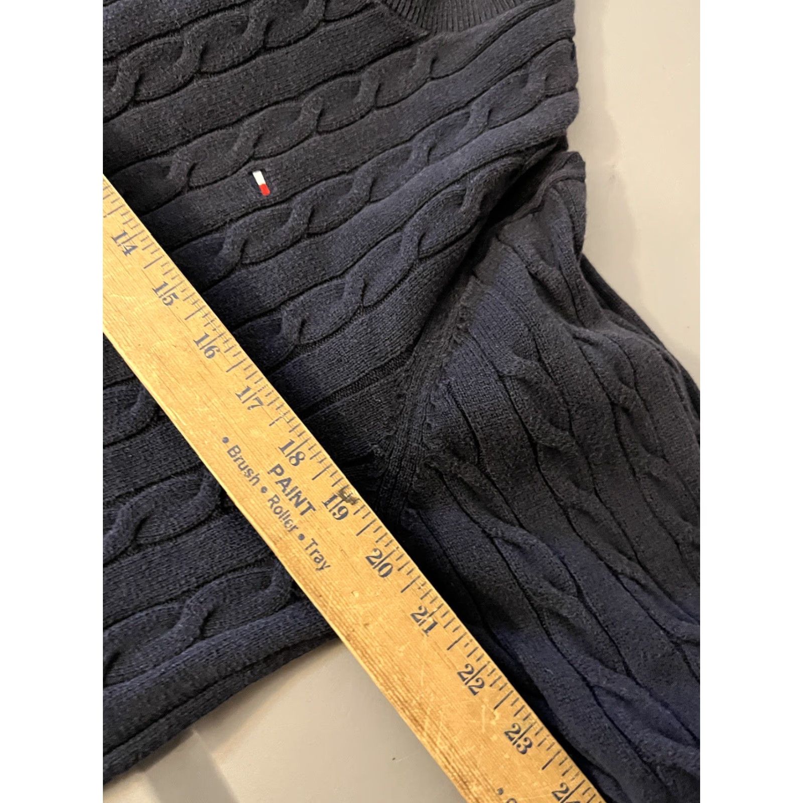 Tommy Hilfiger Tommy Hilfiger Navy Blue Men Crew Neck Cable Knit Sweater Large Size US L / EU 52-54 / 3 - 5 Thumbnail