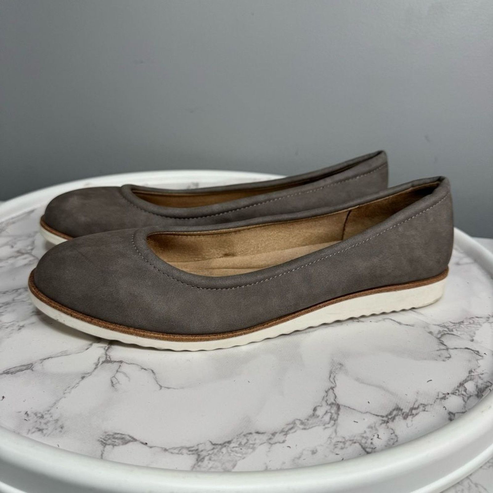 Other Abella Women’s Shoes sz 11 Suede NWOT #H872 Size US 11 / IT 41 - 7 Thumbnail