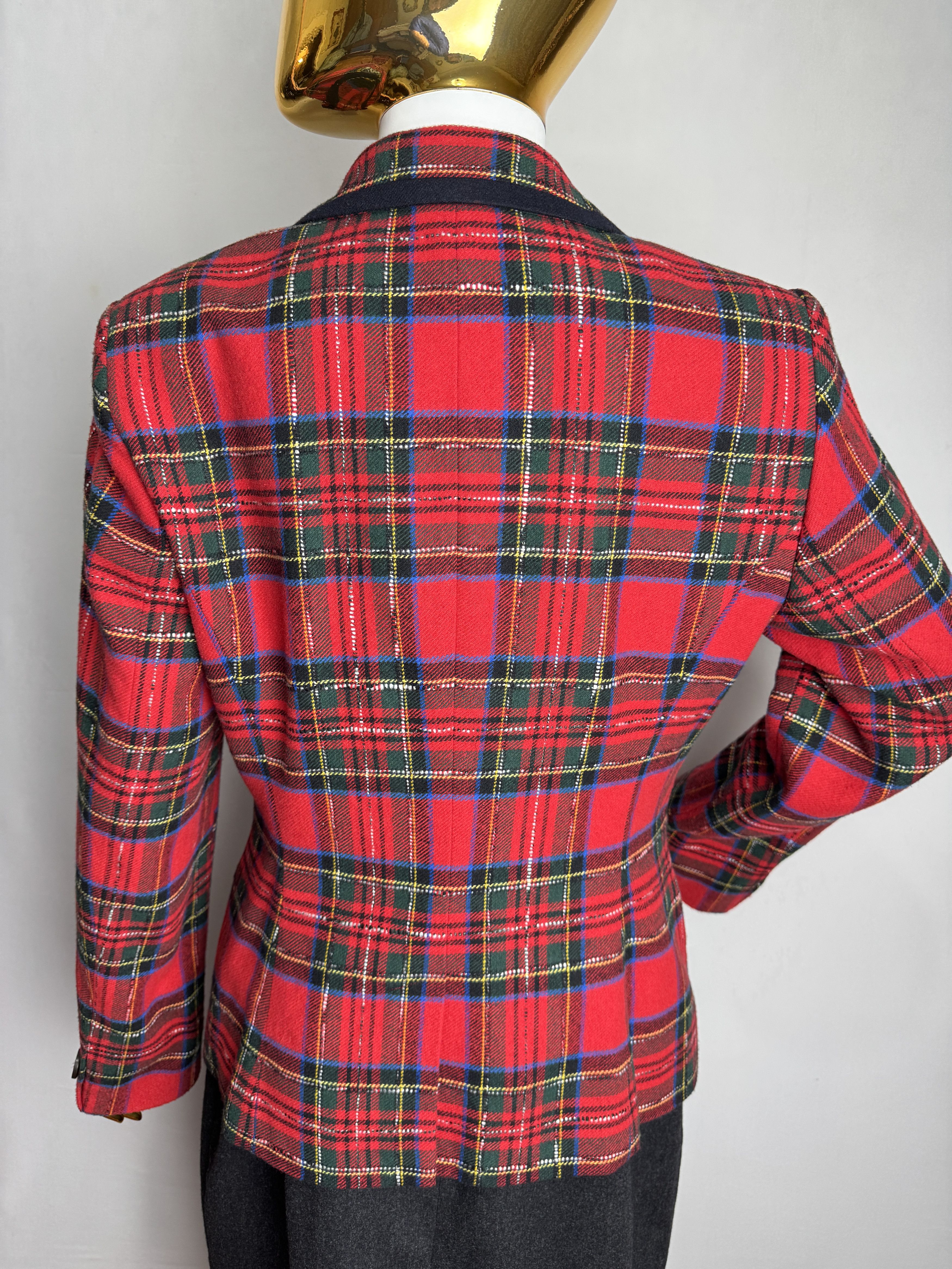 Other × Vintage GABRIELLA BENELLI vintage women’s tartan wool blend jacket Size S / US 4 / IT 40 - 3 Thumbnail
