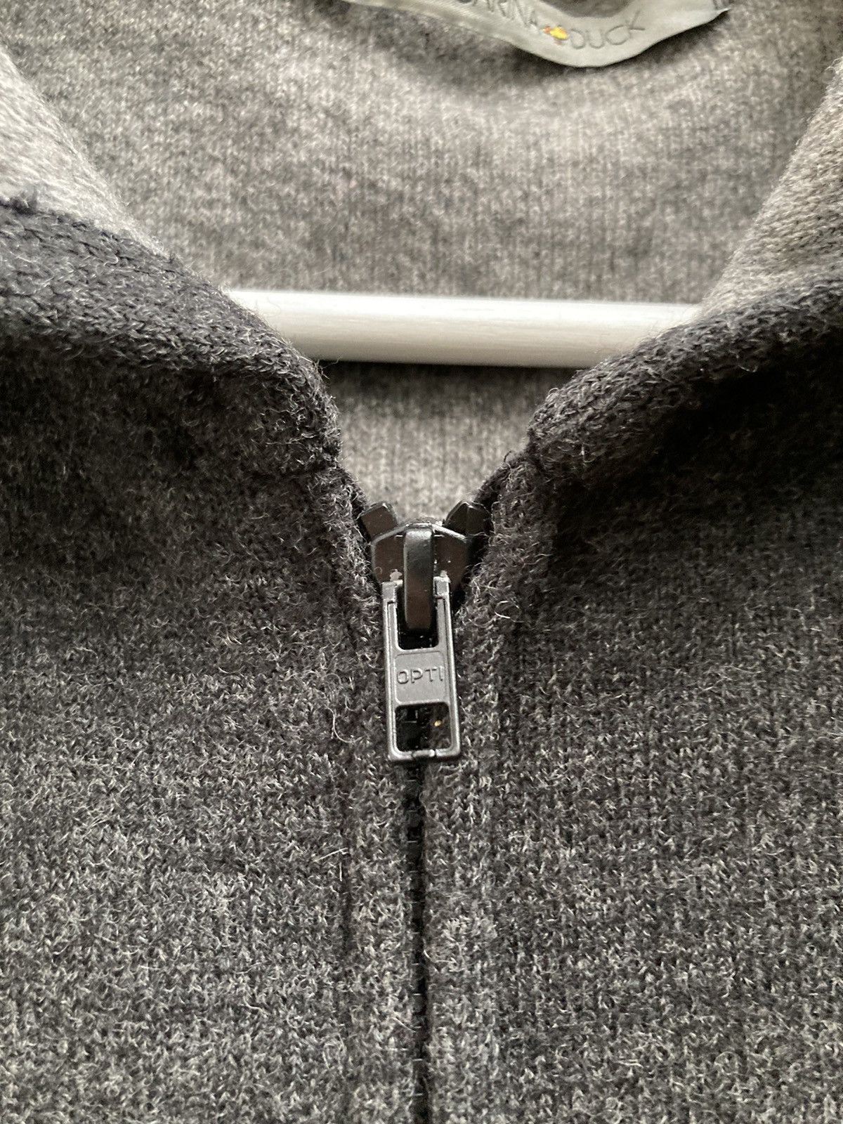 Mandarina Duck 90s Mandarina Duck wool hooded vest Size US L / EU 52-54 / 3 - 3 Thumbnail