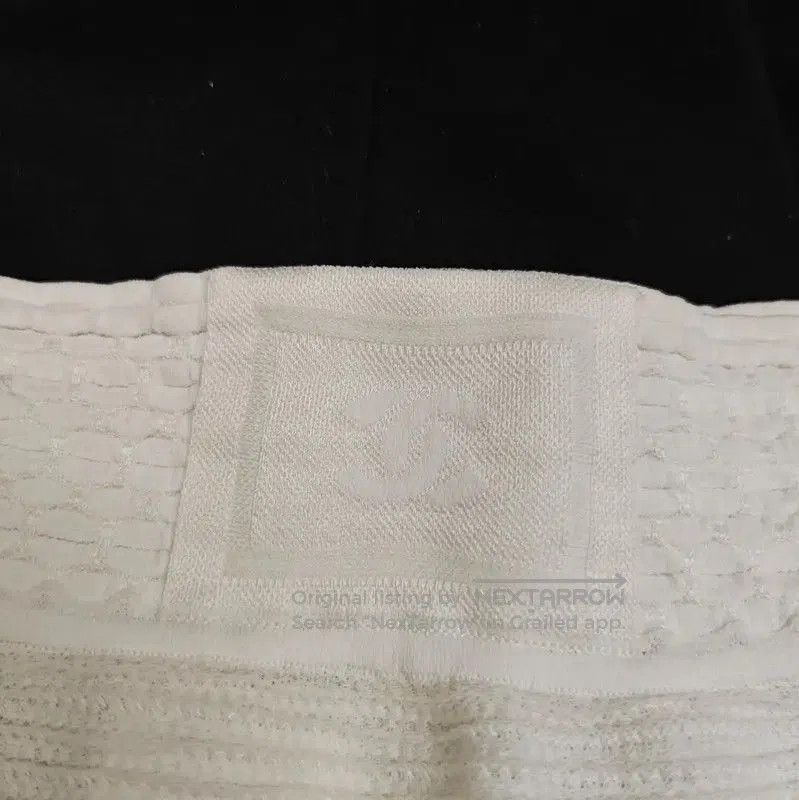 Chanel Chanel White Knitted Skirt for Women . Size 23" - 3 Thumbnail