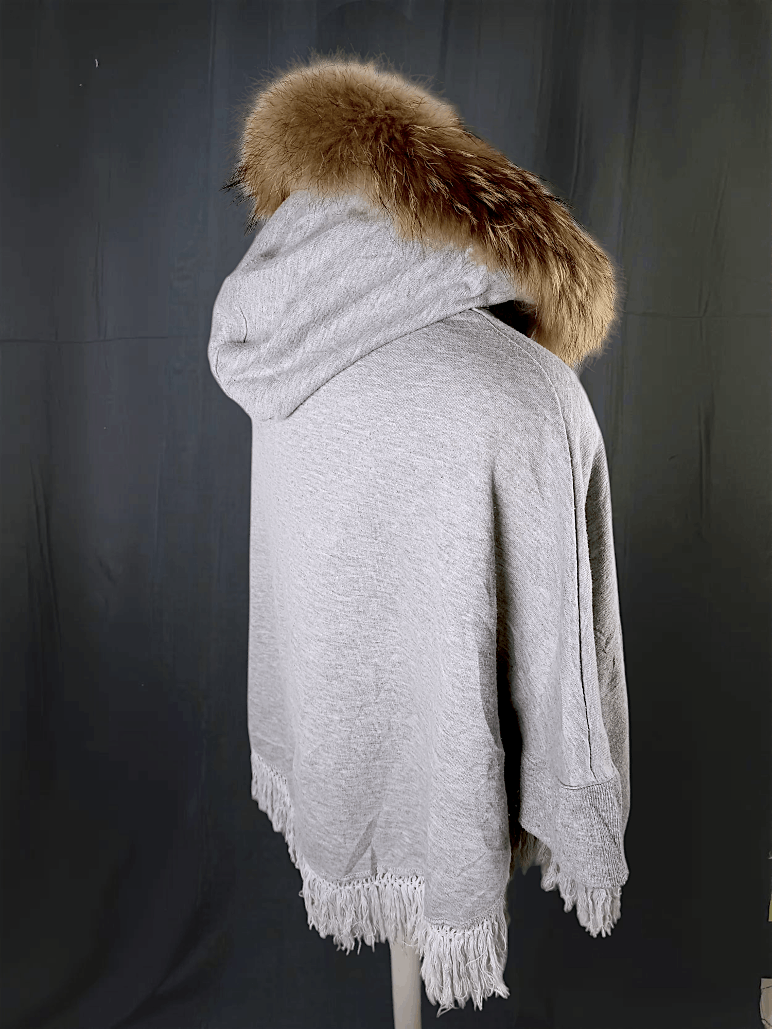 Japanese Brand × Le Grande Bleu (L.G.B.) "F" Vintage Fur Zipper Hoodie Tassel Poncho Size US L / EU 52-54 / 3 - 19 Thumbnail