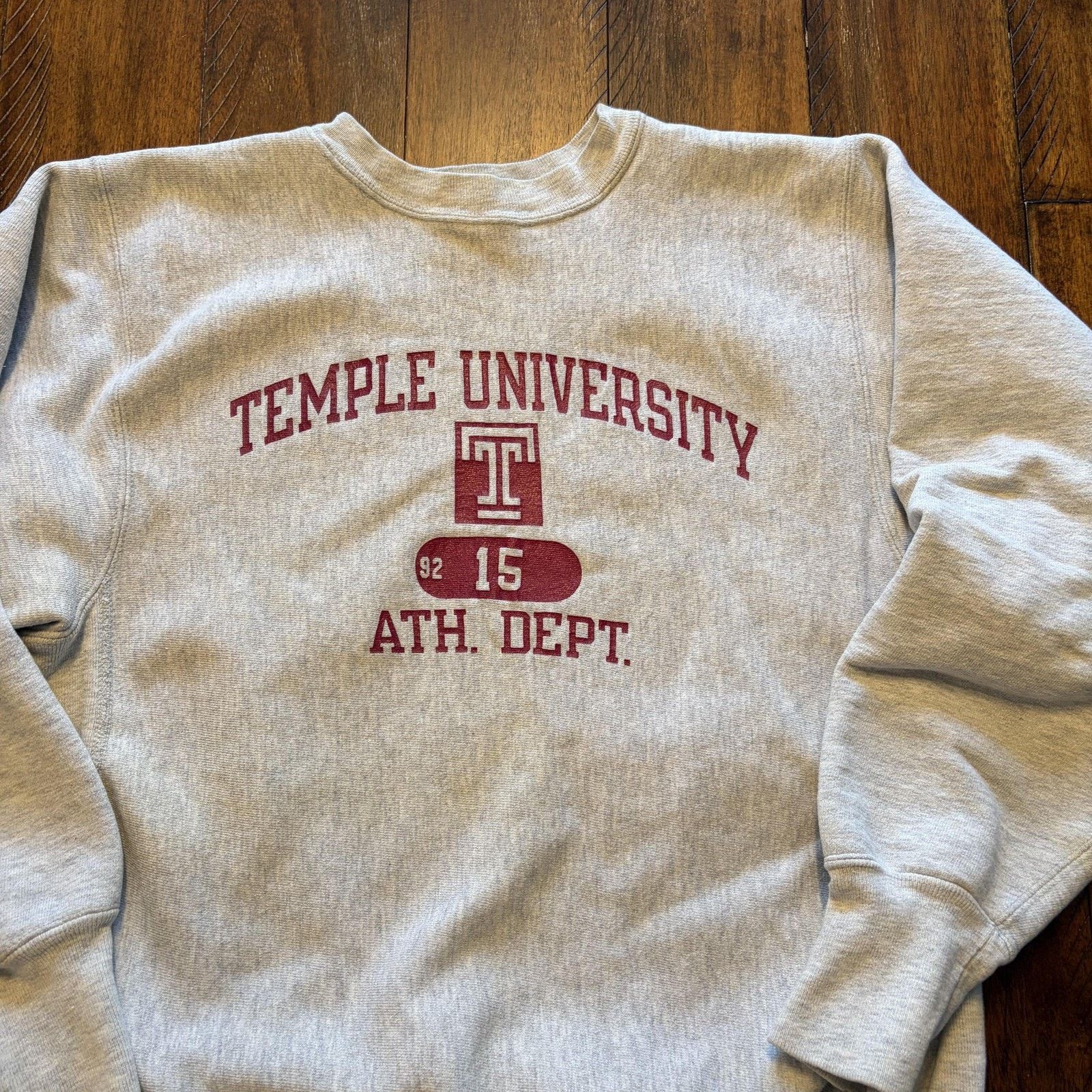 Champion Vtg Temple University L Champion Reverse Weave Team Issued Size US L / EU 52-54 / 3 - 3 Thumbnail