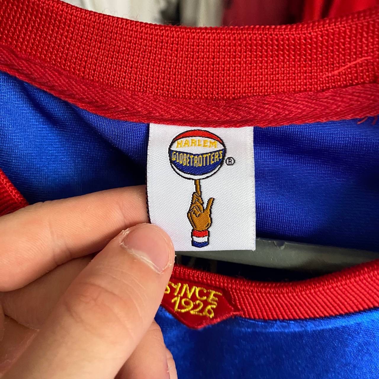 Harlem Globetrotters Vintage Harlem Globetrotters 12 ANT big logo basketball tee Size US L / EU 52-54 / 3 - 5 Thumbnail