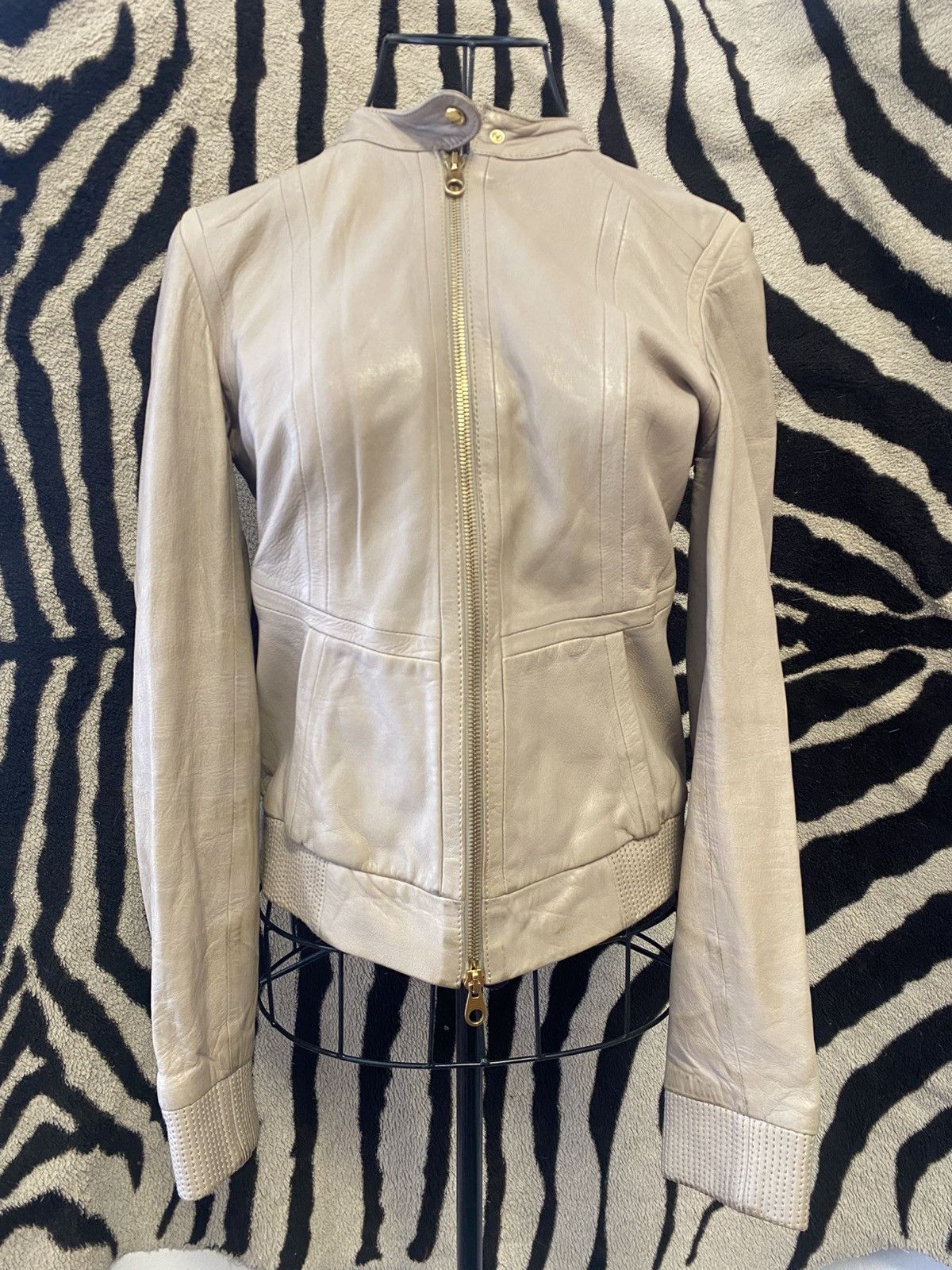 Karen Millen White cream slim viscose leather jacket Size S / US 4 / IT 40 - 3 Thumbnail