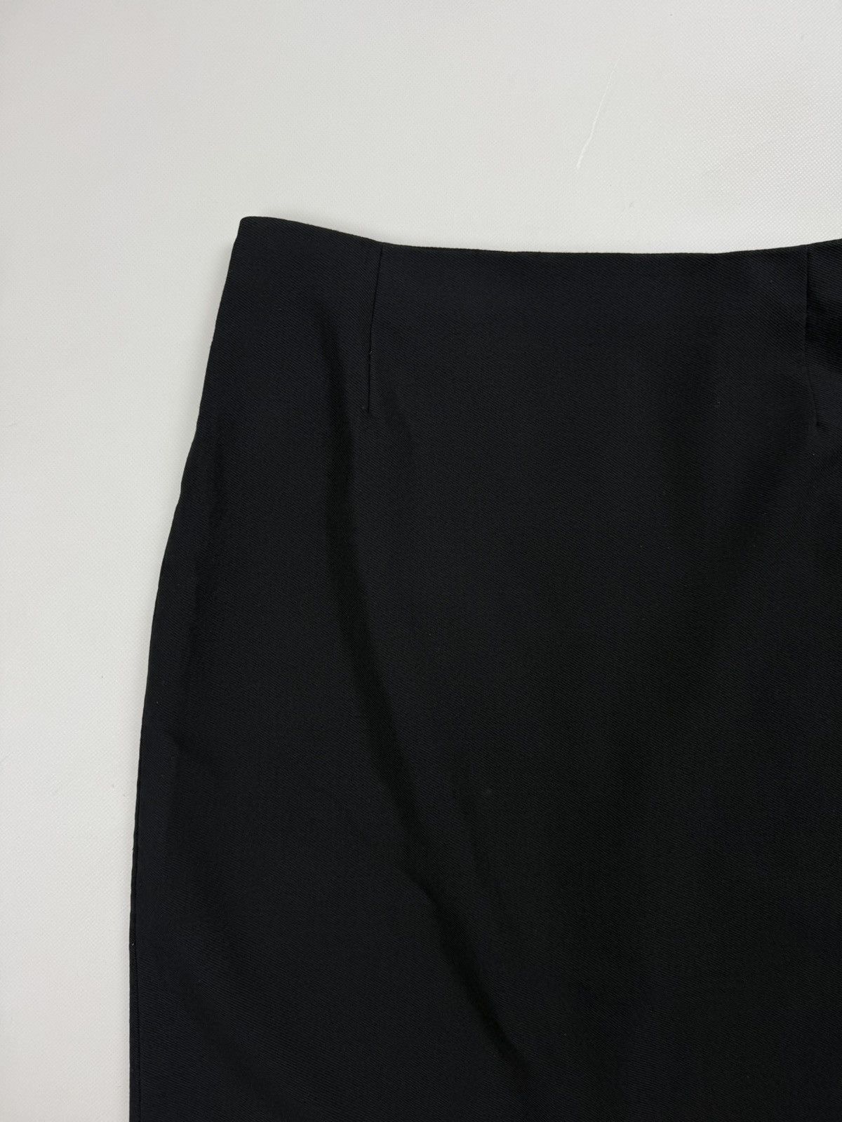 Prada Prada Milano Ladies Virgin Wool Pencil Skirt Size 44 Size 30" / US 8 / IT 44 - 7 Thumbnail