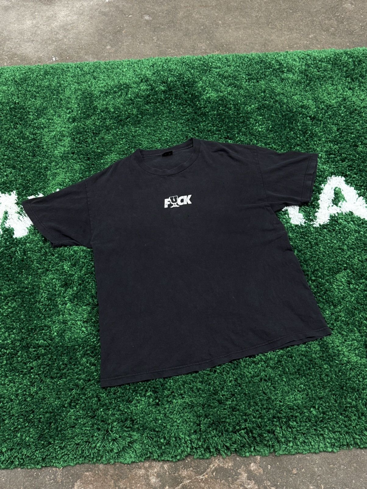 Fuck The Population × Undefeated Fuck The Population x Undefeated Logo Tee Black XL Size US XL / EU 56 / 4 - 4 Thumbnail