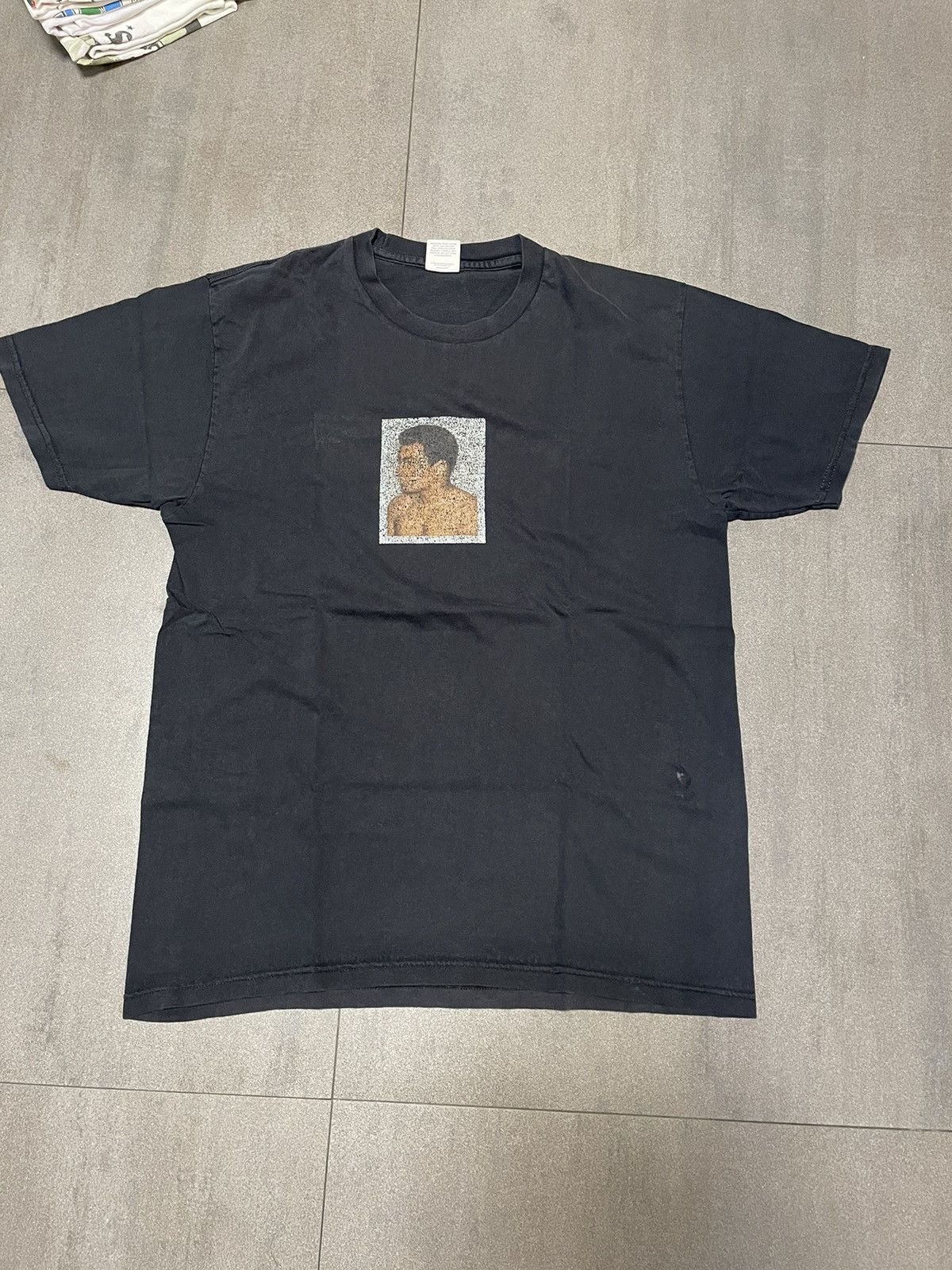 Supreme Vintage Supreme x Muhammad Ali Sunfaded Tee Size US L / EU 52-54 / 3 - 1 Thumbnail