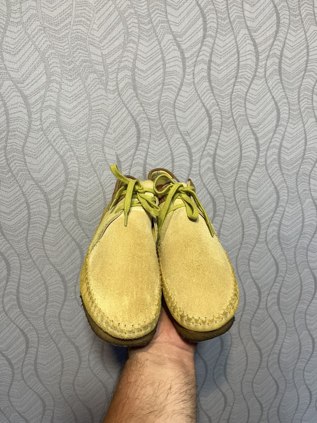 Clarks Clarks Originals x Levi’s Men’s Suede Lemon Yellow Shoes Size US 8 / EU 41 - 4 Thumbnail