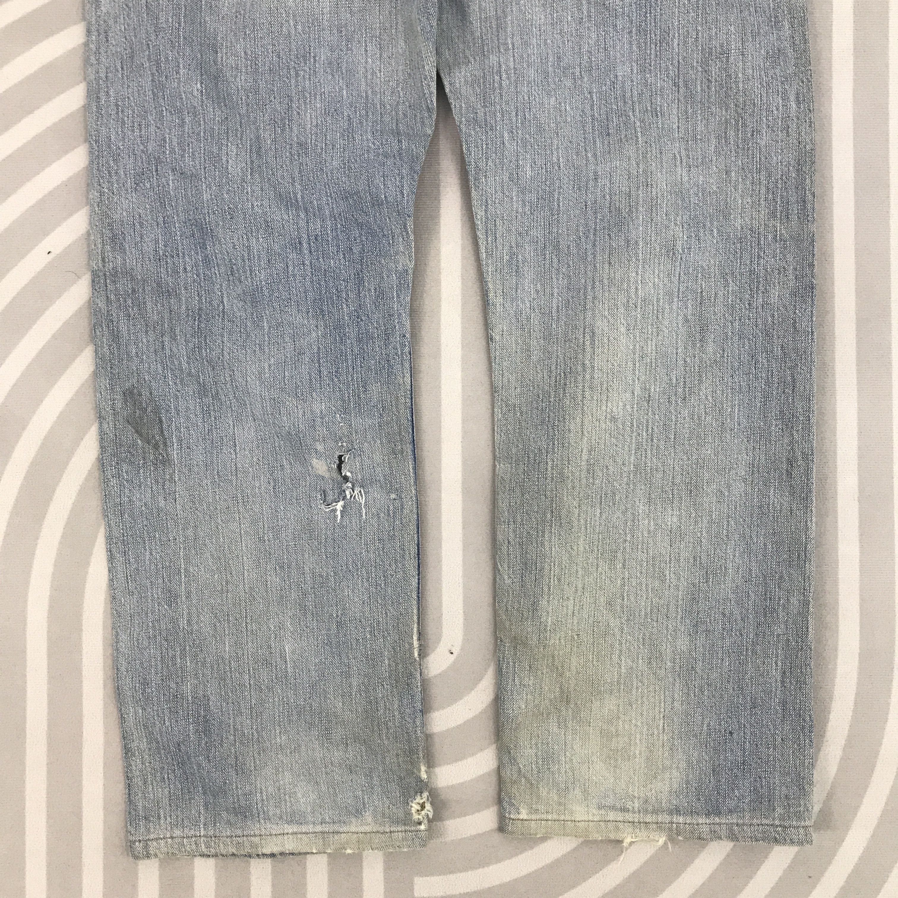 Levi's × Vintage Vintage Levi's 501 Distressed Denim jeans pants Size US 30 / EU 46 - 6 Thumbnail