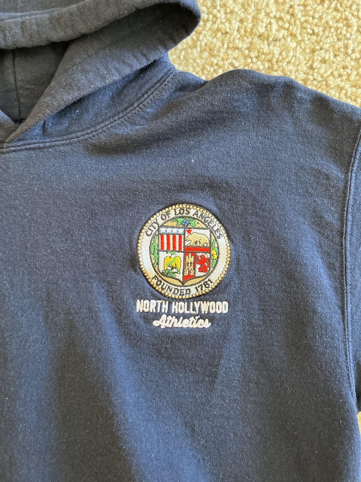 Vintage Vintage Hollywood Navy Hoodie Size US M / EU 48-50 / 2 - 2 Thumbnail