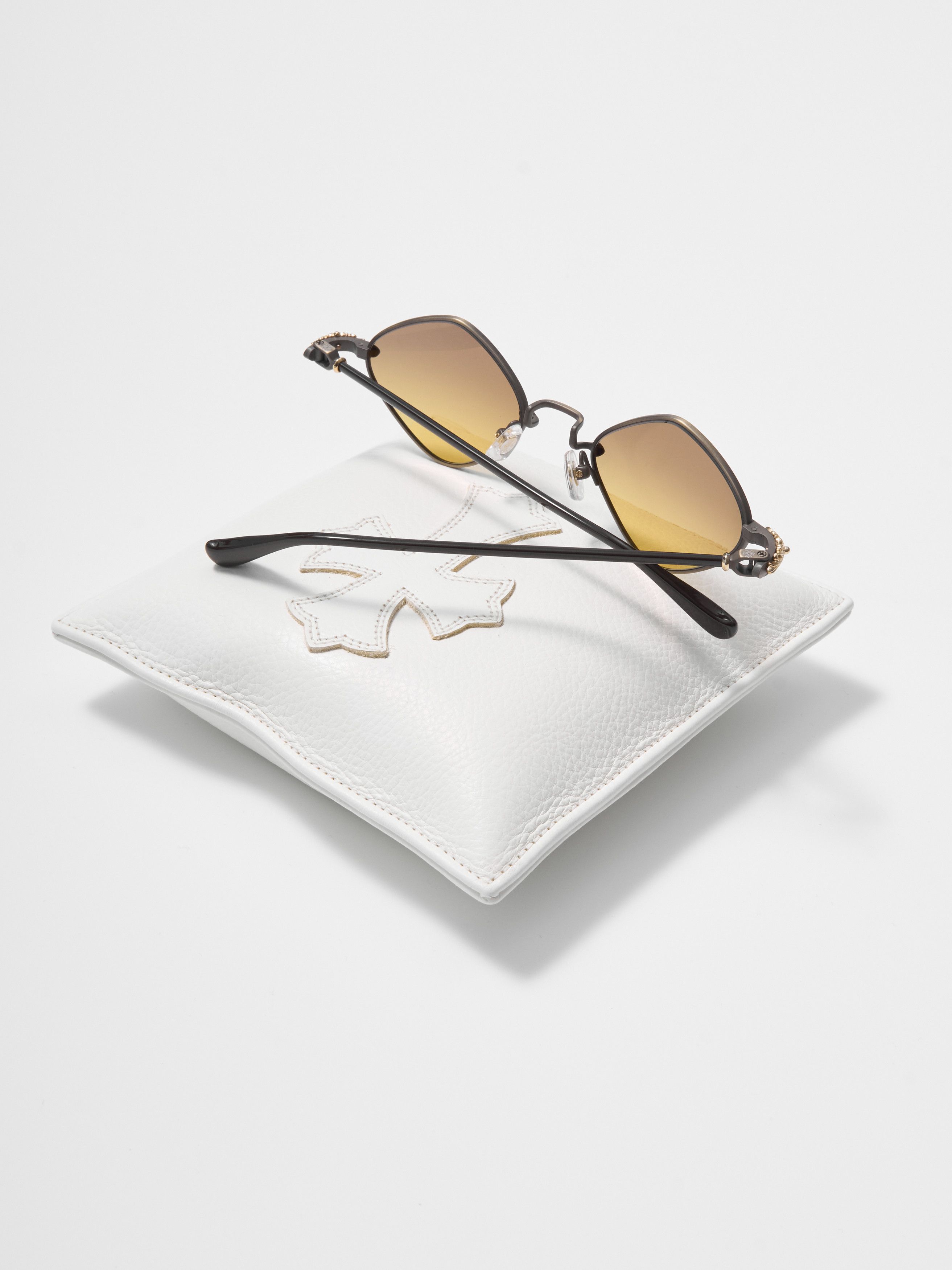 Chrome Hearts CHROME HEARTS DIAMOND DOG SAND - CLASSIC BROWN SUNGLASSES Size ONE SIZE - 8 Thumbnail