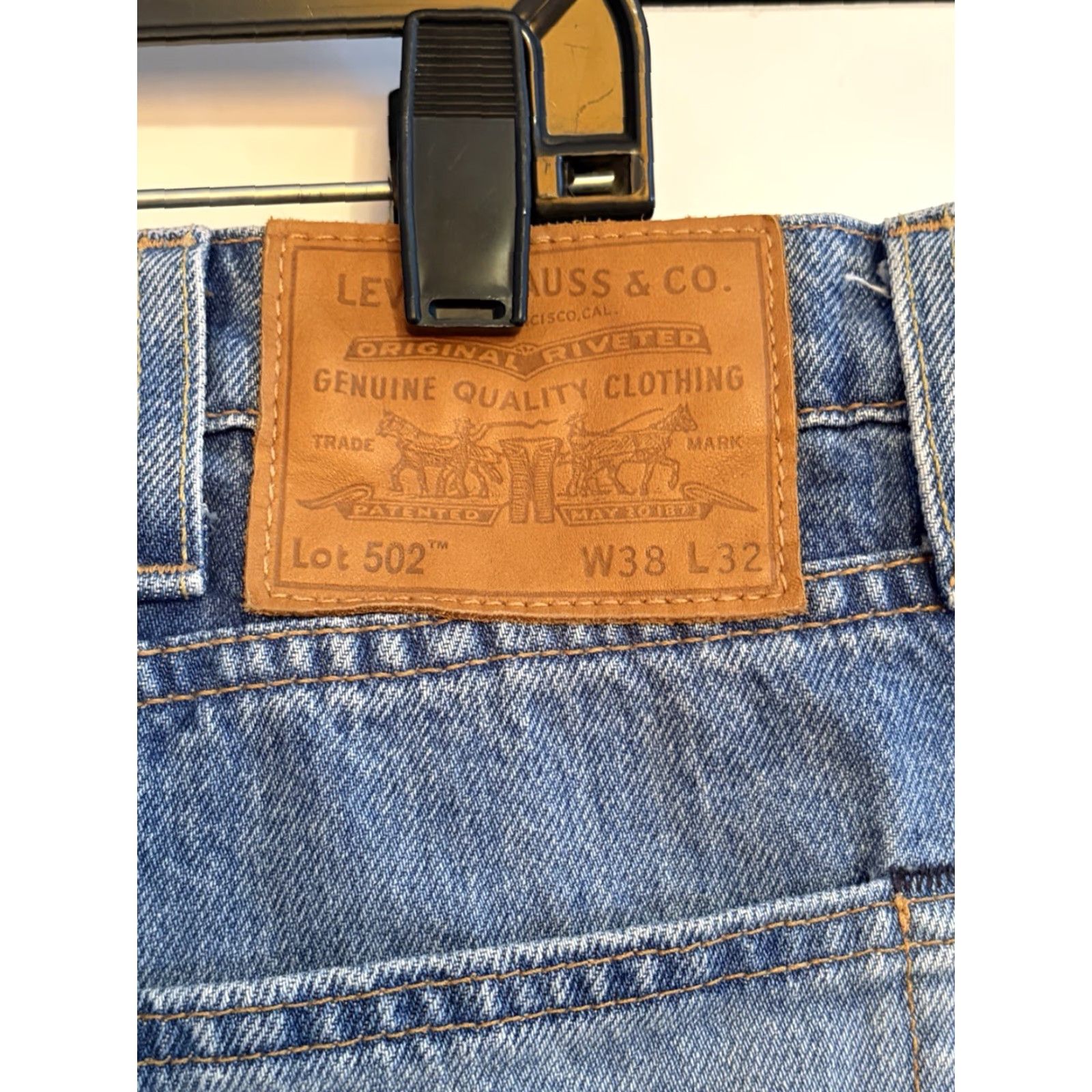 Levi's Levi's 502 Jeans Mens 38x32 Blue Denim Stretch Tapered Regular Rise 5-Pocket Denim Shirt? Size US 38 / EU 54 - 3 Thumbnail