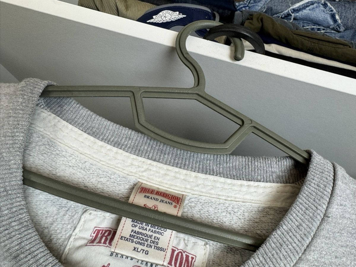True Religion True Religion Small Logo Crewneck Sweatshirt Size US XL / EU 56 / 4 - 4 Thumbnail