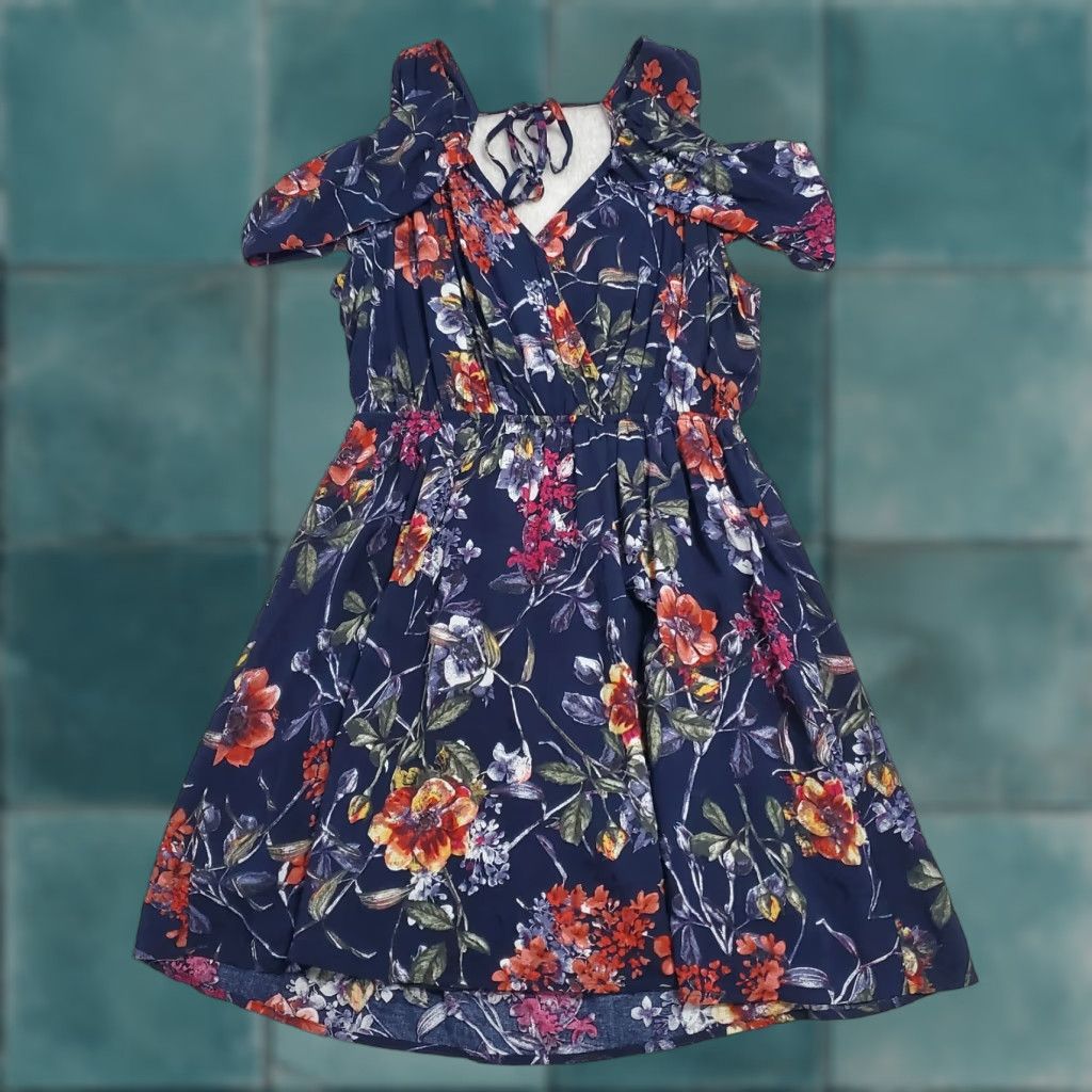 Vintage VINTAGE Entro Dress Women M Blue Floral Faux Wrap Cold Shoulder Elastic Waist Lined Boho Size M / US 6-8 / IT 42-44 - 1 Thumbnail