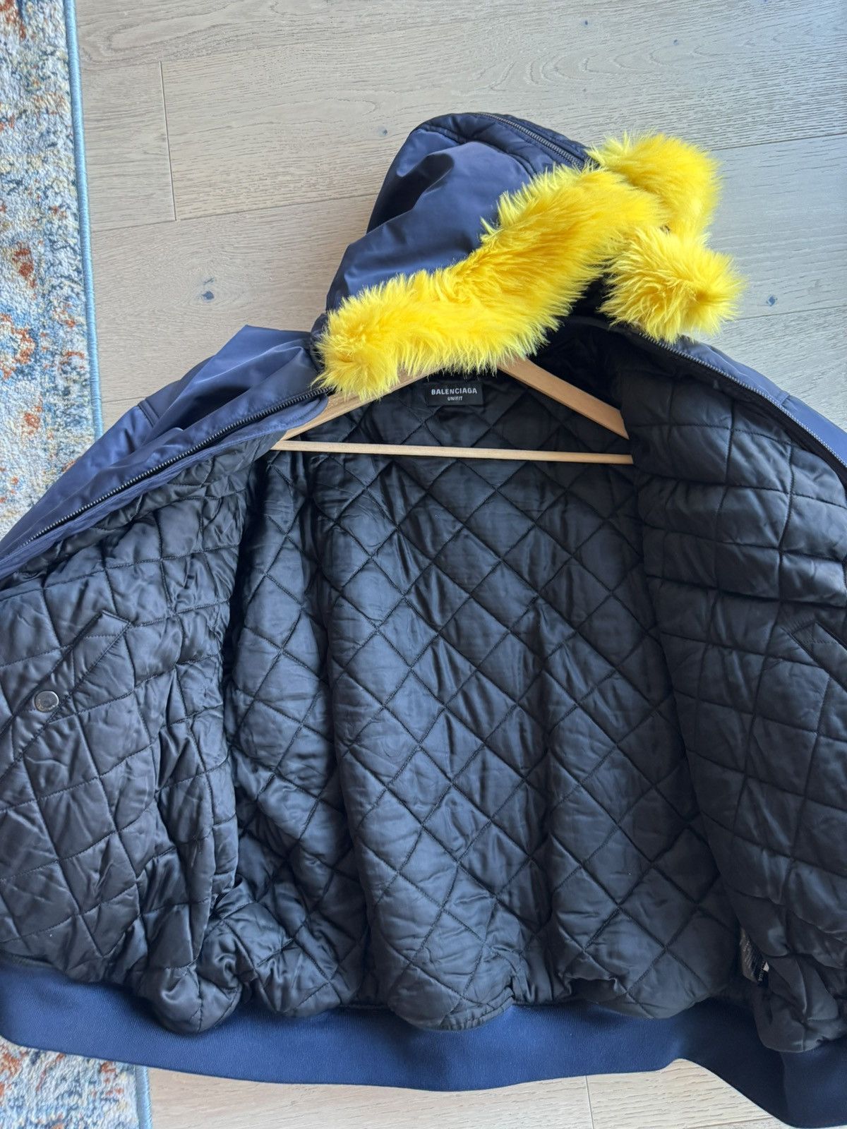 Balenciaga Balenciaga AW21 Faux Fur Bomber Size US M / EU 48-50 / 2 - 4 Thumbnail