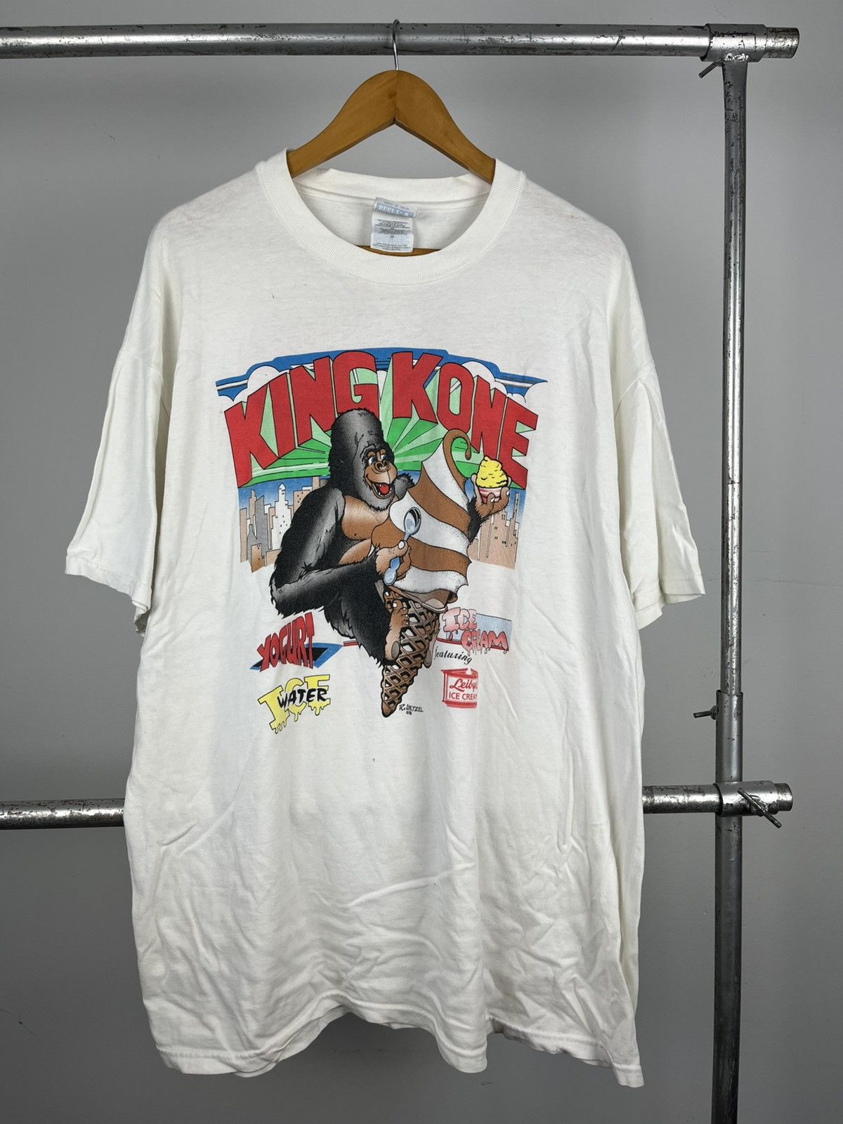 Vintage Vtg90’s Parody King Kong Size US XL / EU 56 / 4 - 1 Thumbnail