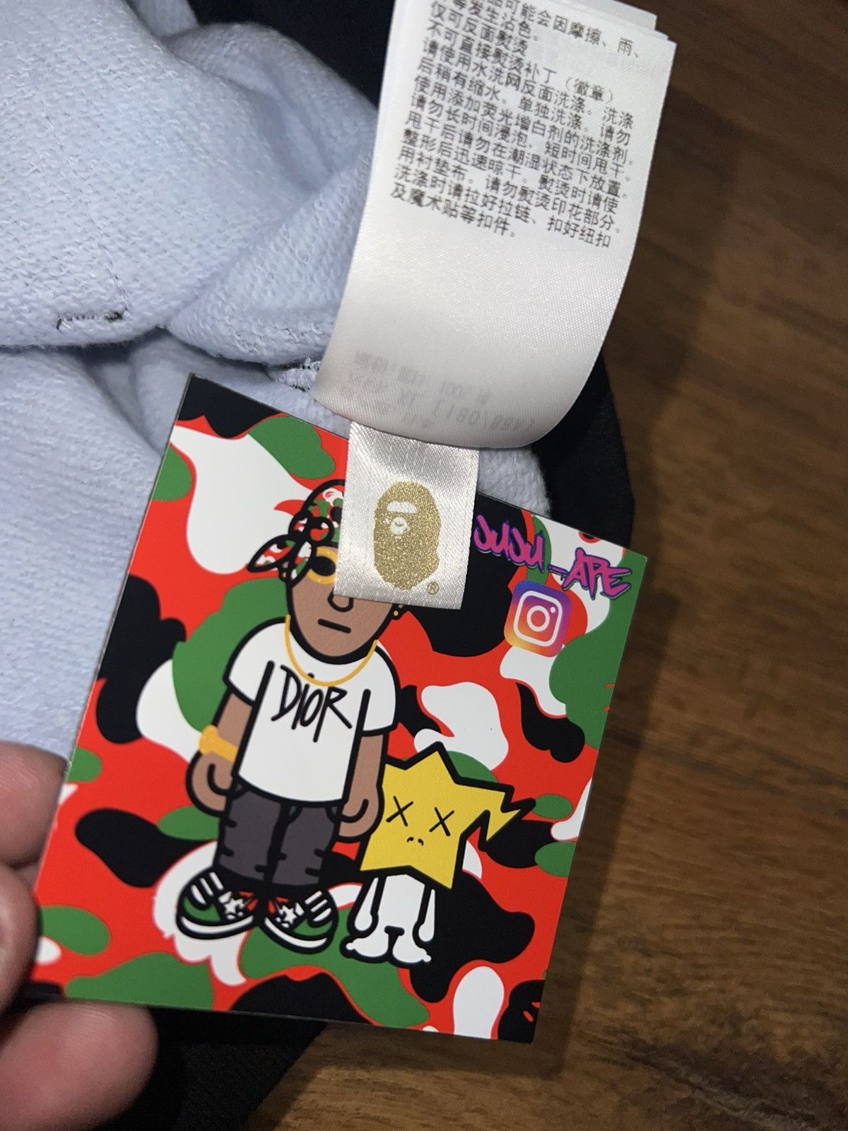 Bape Bape Isetan Shinjuku Separate Shark hoodie Size US XL / EU 56 / 4 - 10 Thumbnail