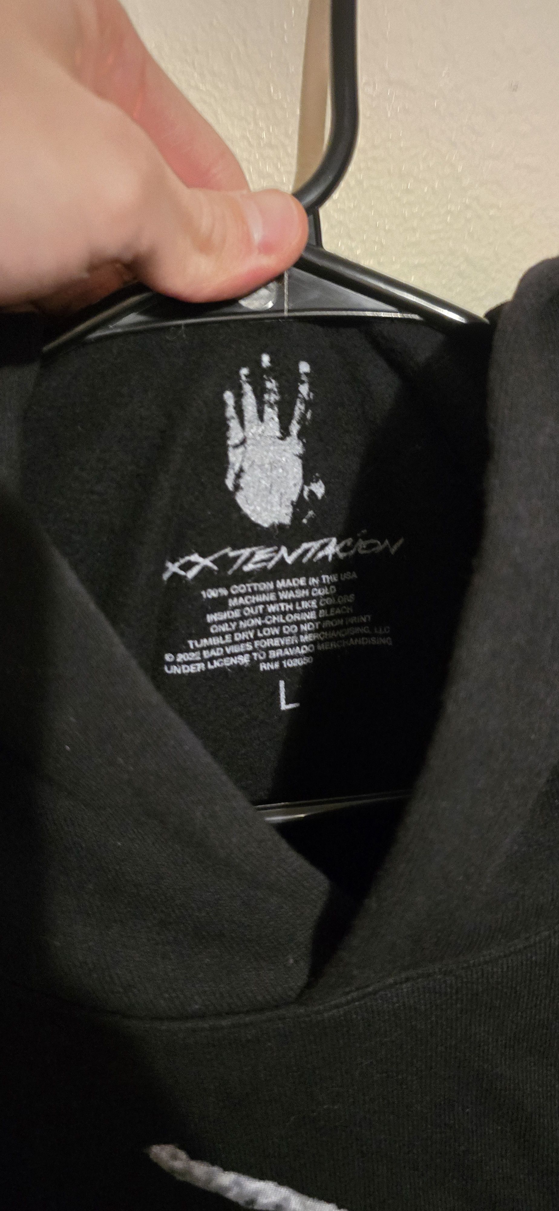 Revenge xxxtentacion mugshot hoodie Size US L / EU 52-54 / 3 - 3 Thumbnail